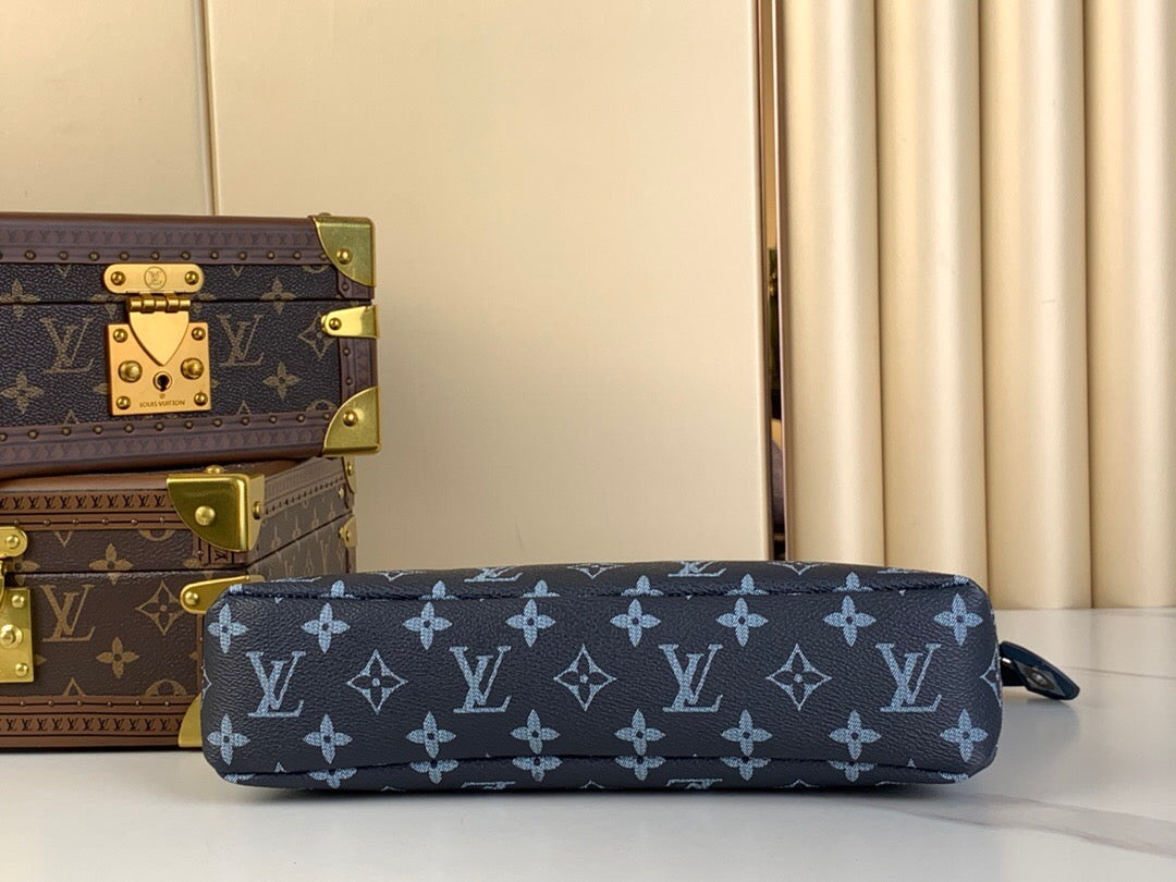 Souple Pouch