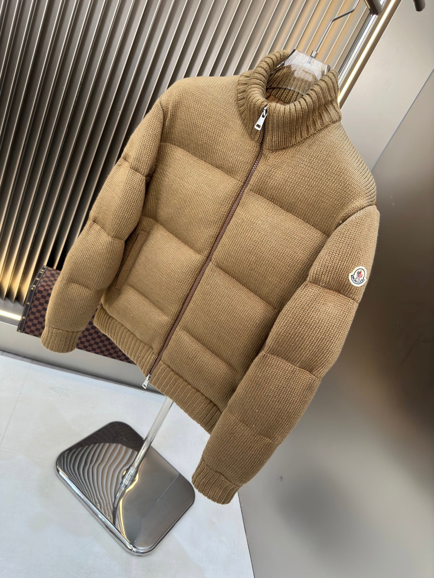 Besbre Jacket