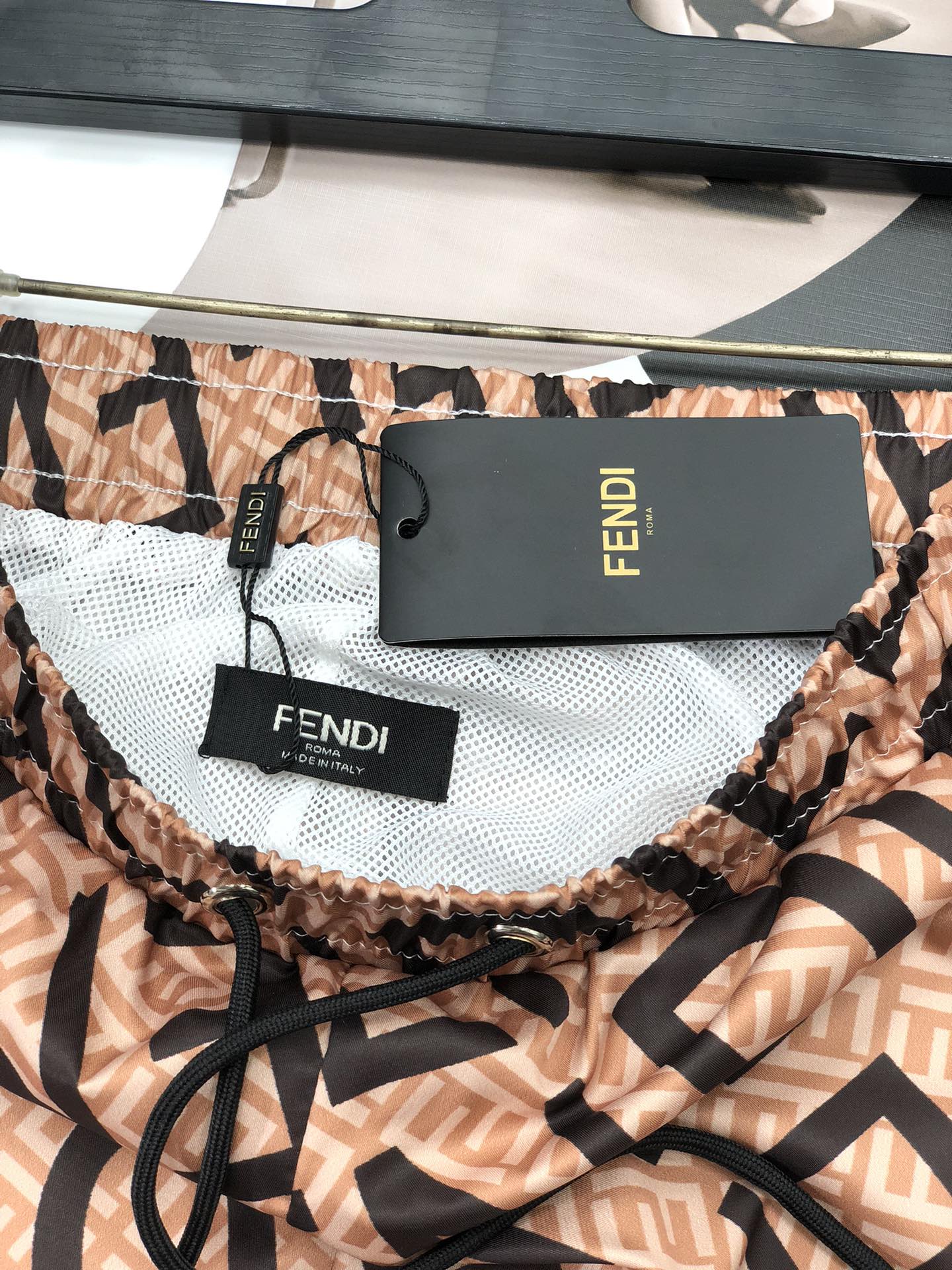 Logo Shorts