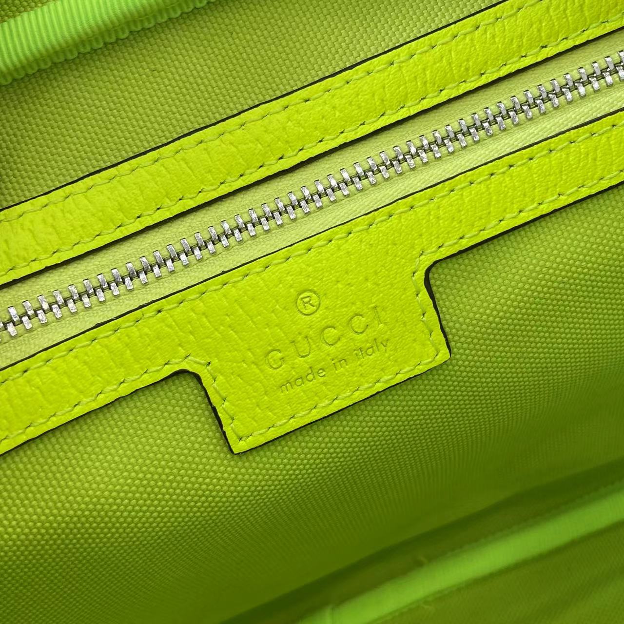 Medium Crossbody