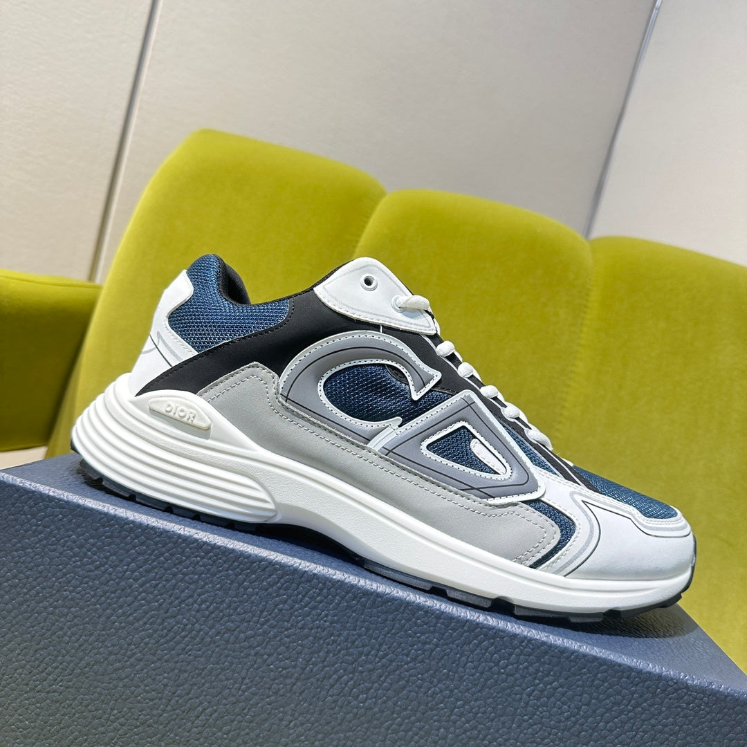 B30 Sneaker