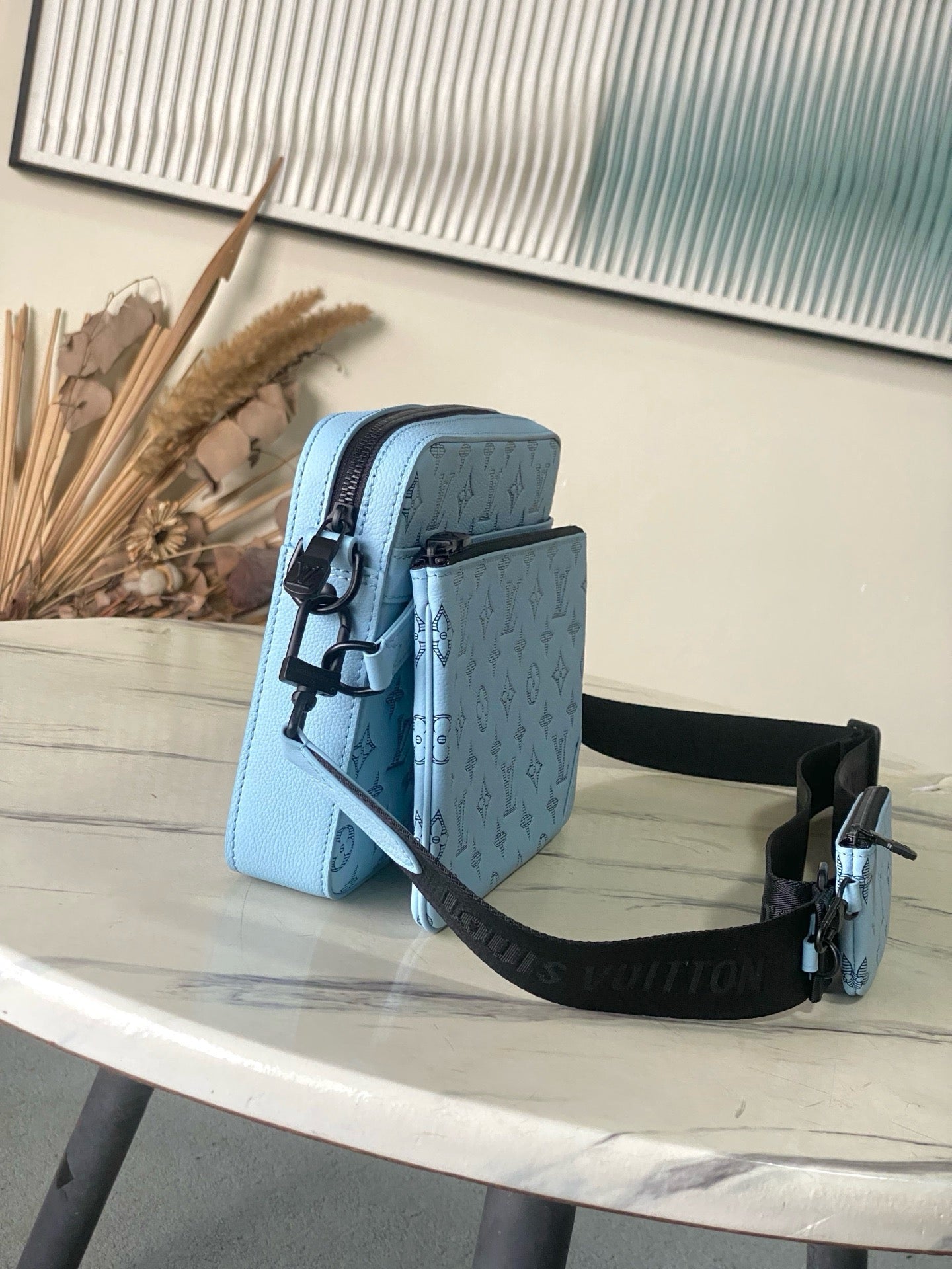 Trio Messenger