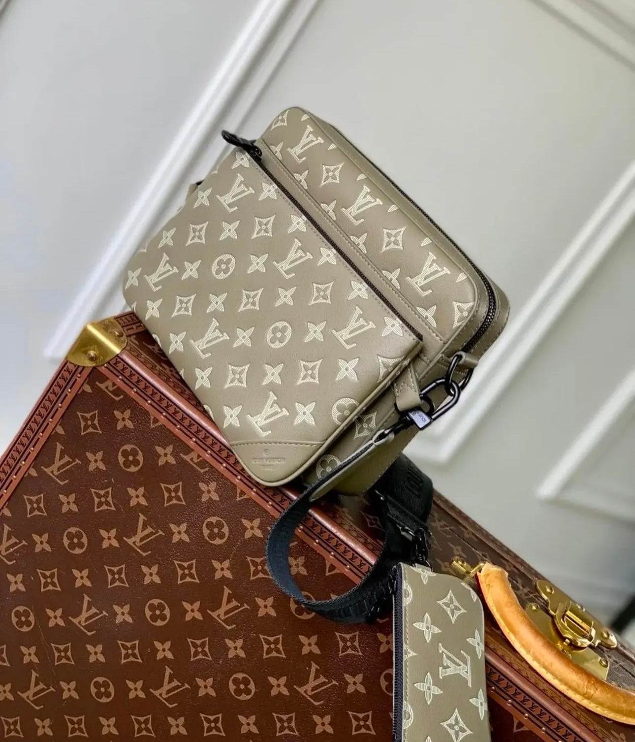 Trio Messenger