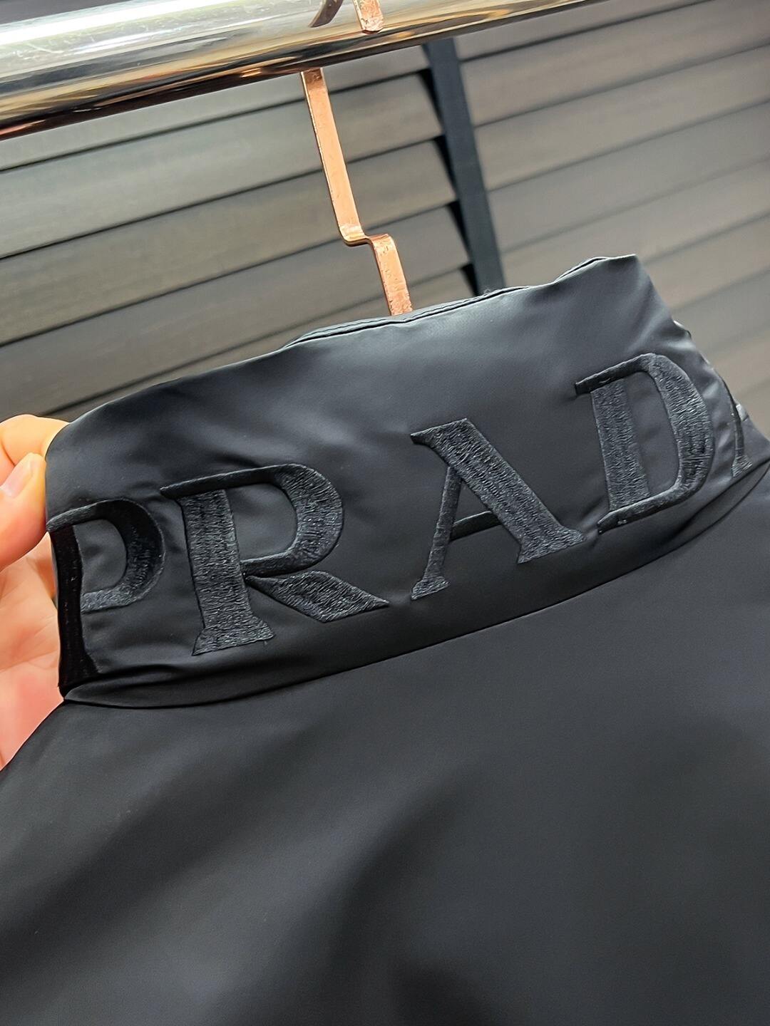 Logo Jacket