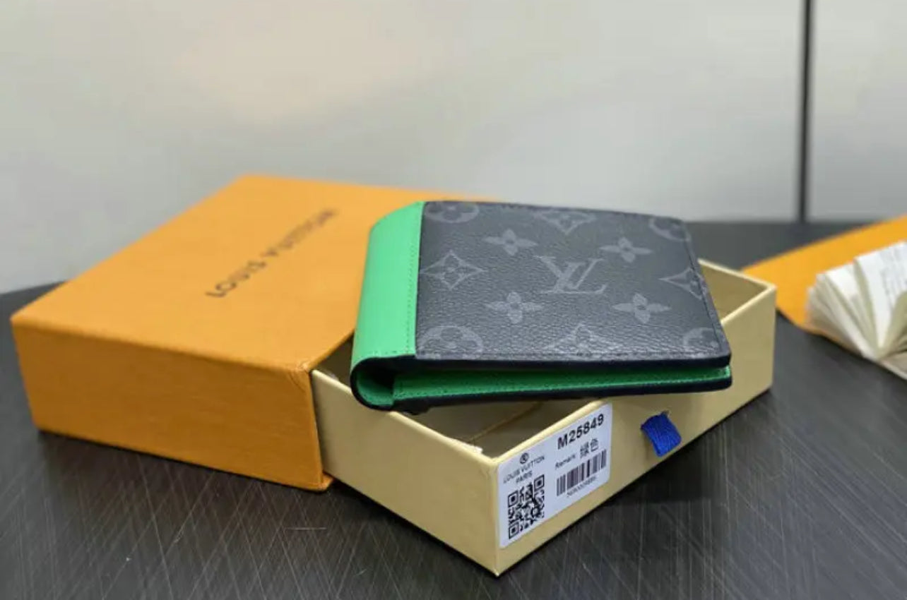 Multiple Wallet