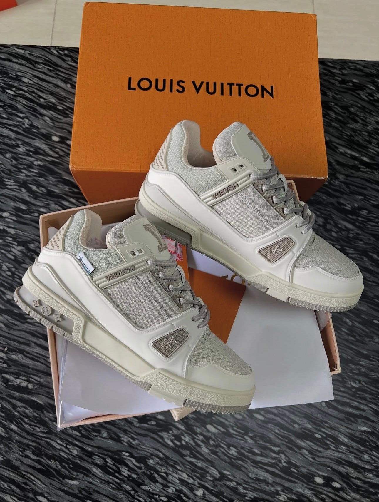 Logo Trainers