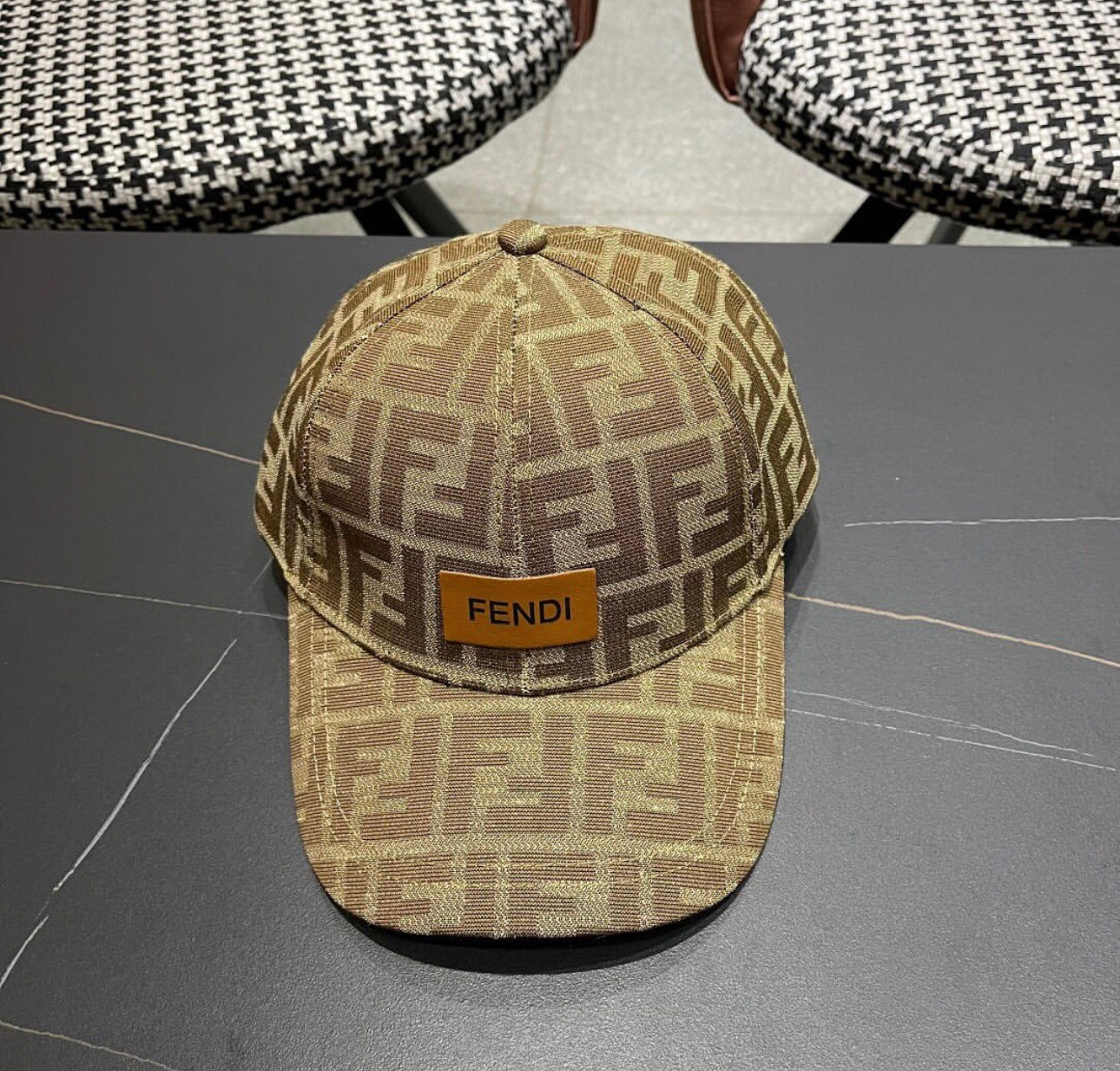 Logo Cap