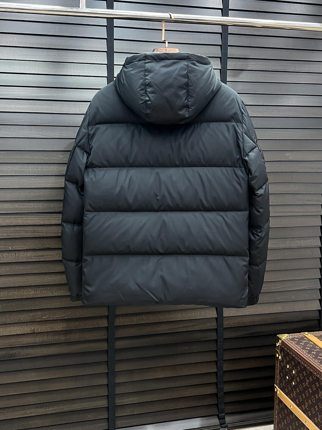 Logo Jacket