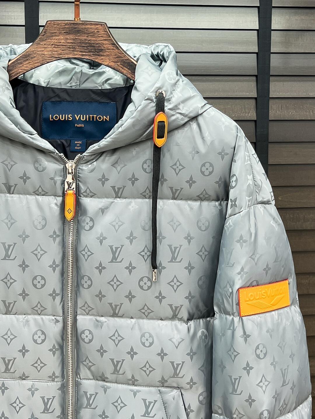 Logo Jacket