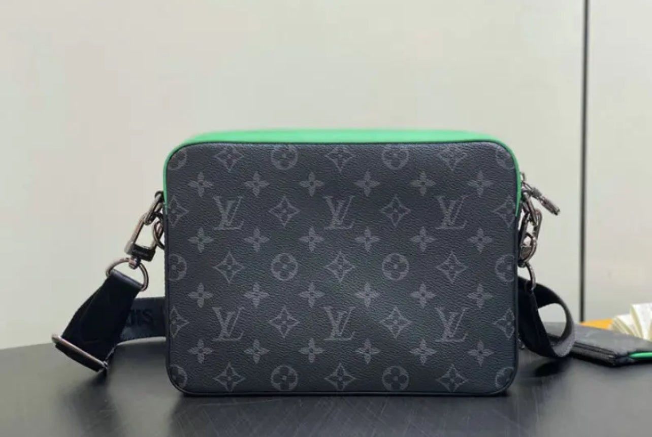 Trio Messenger