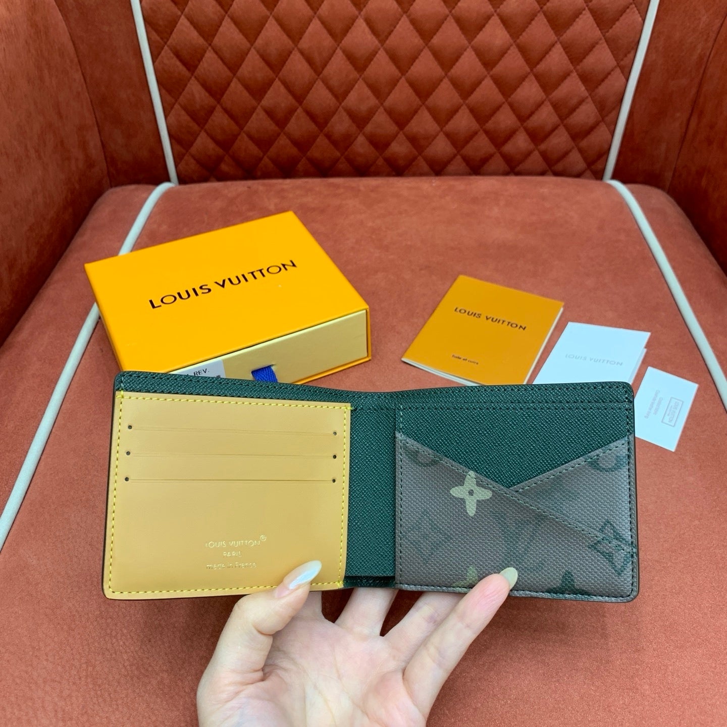 Multiple Wallet