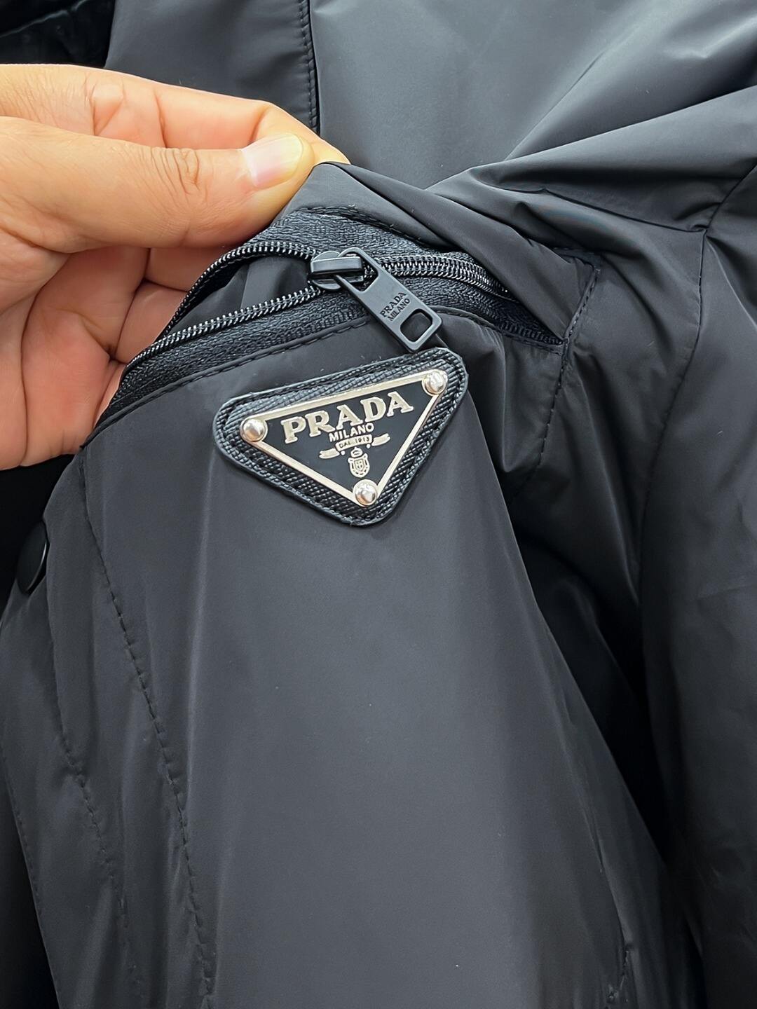 Logo Jacket