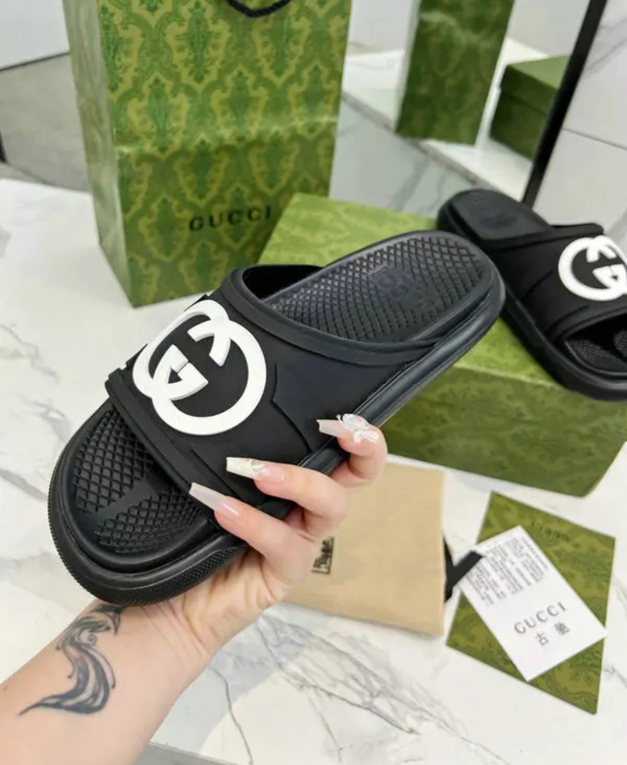 Logo Slides