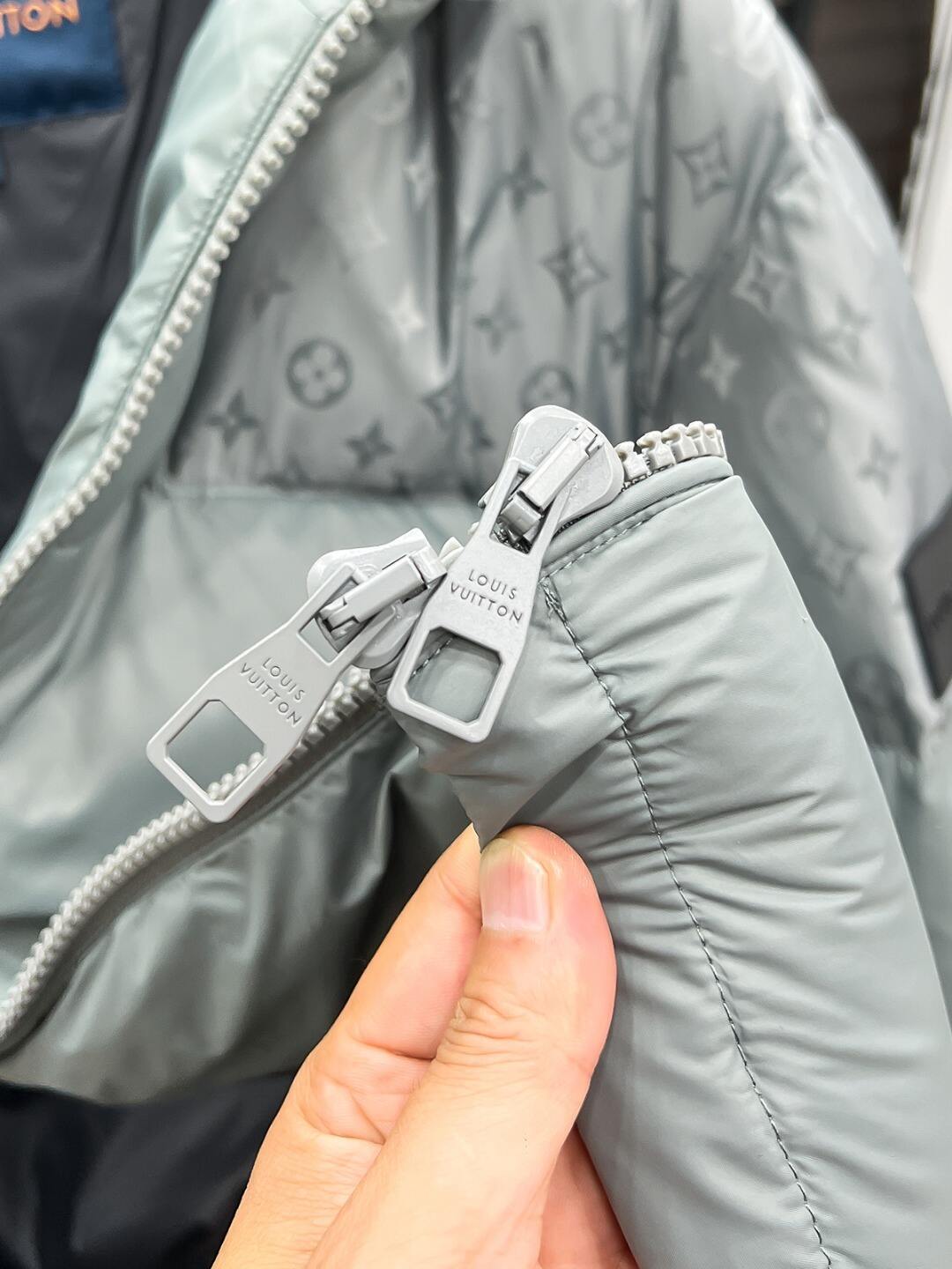 Logo Jacket