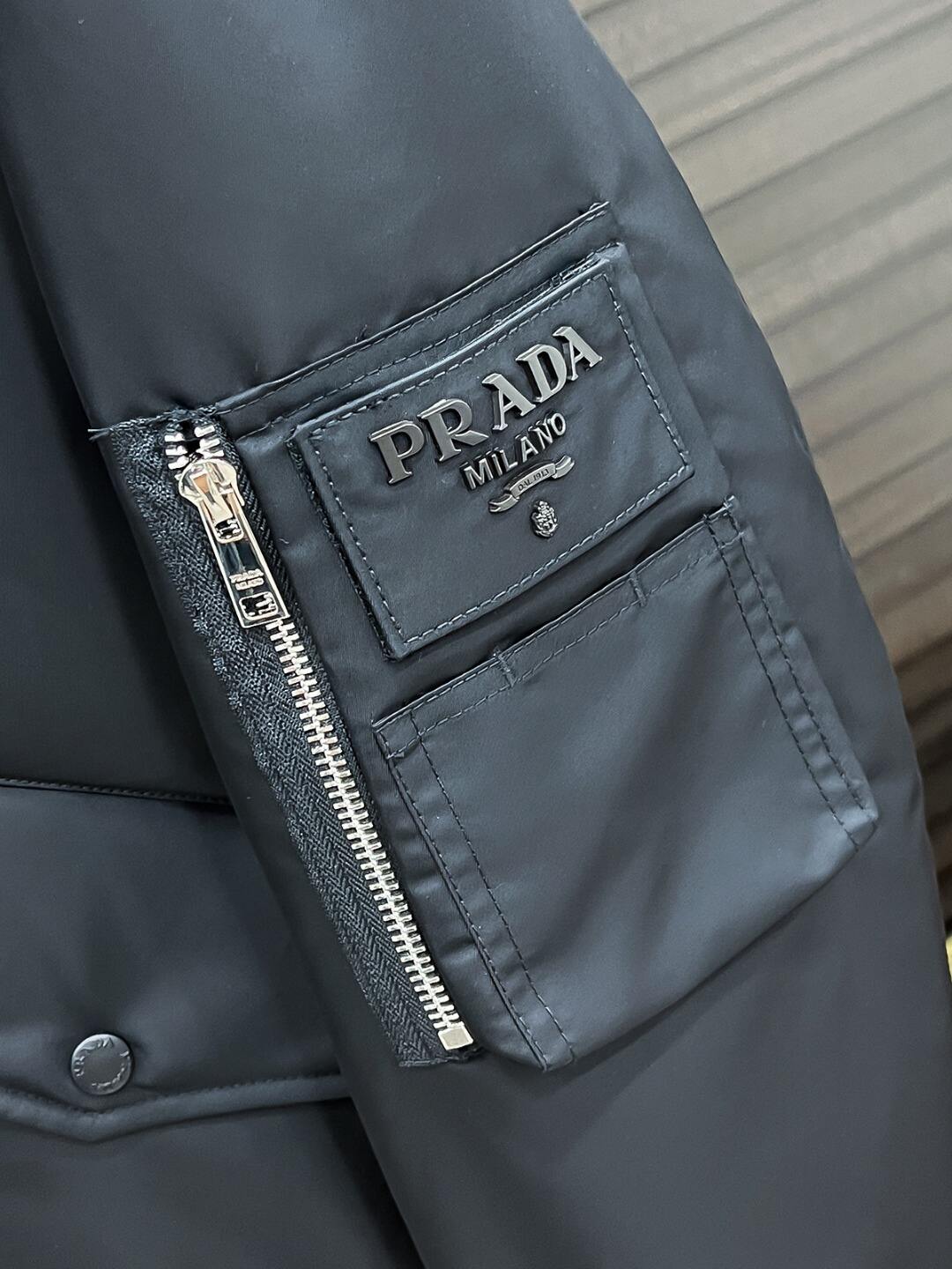 Logo Jacket
