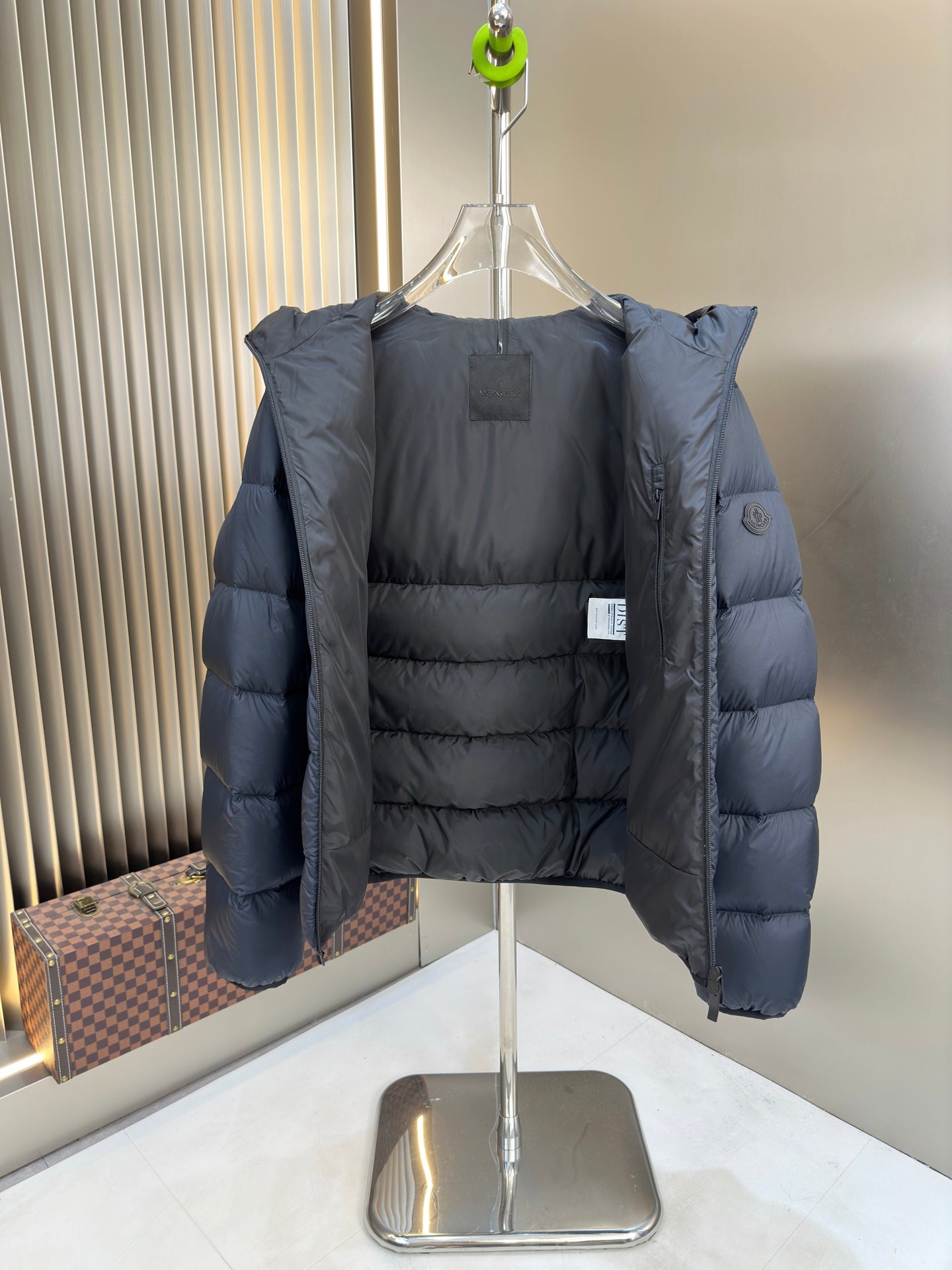 Veumont Jacket