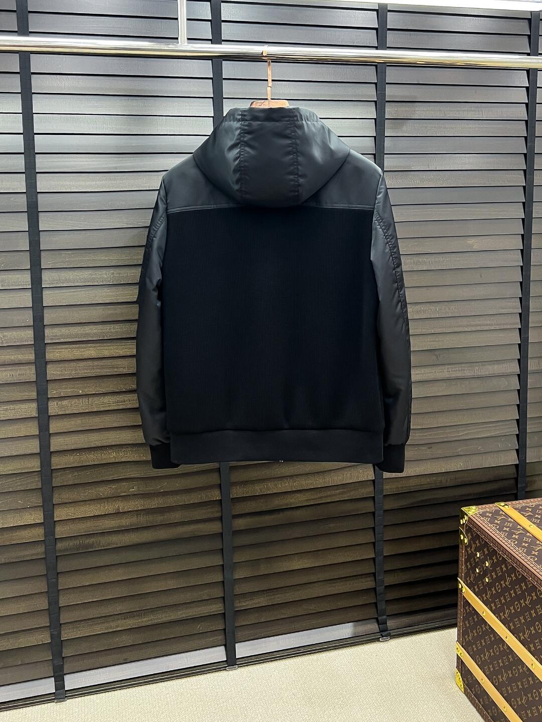 Logo Jacket