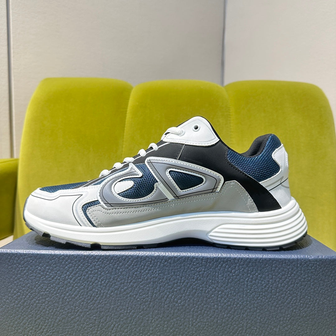B30 Sneaker