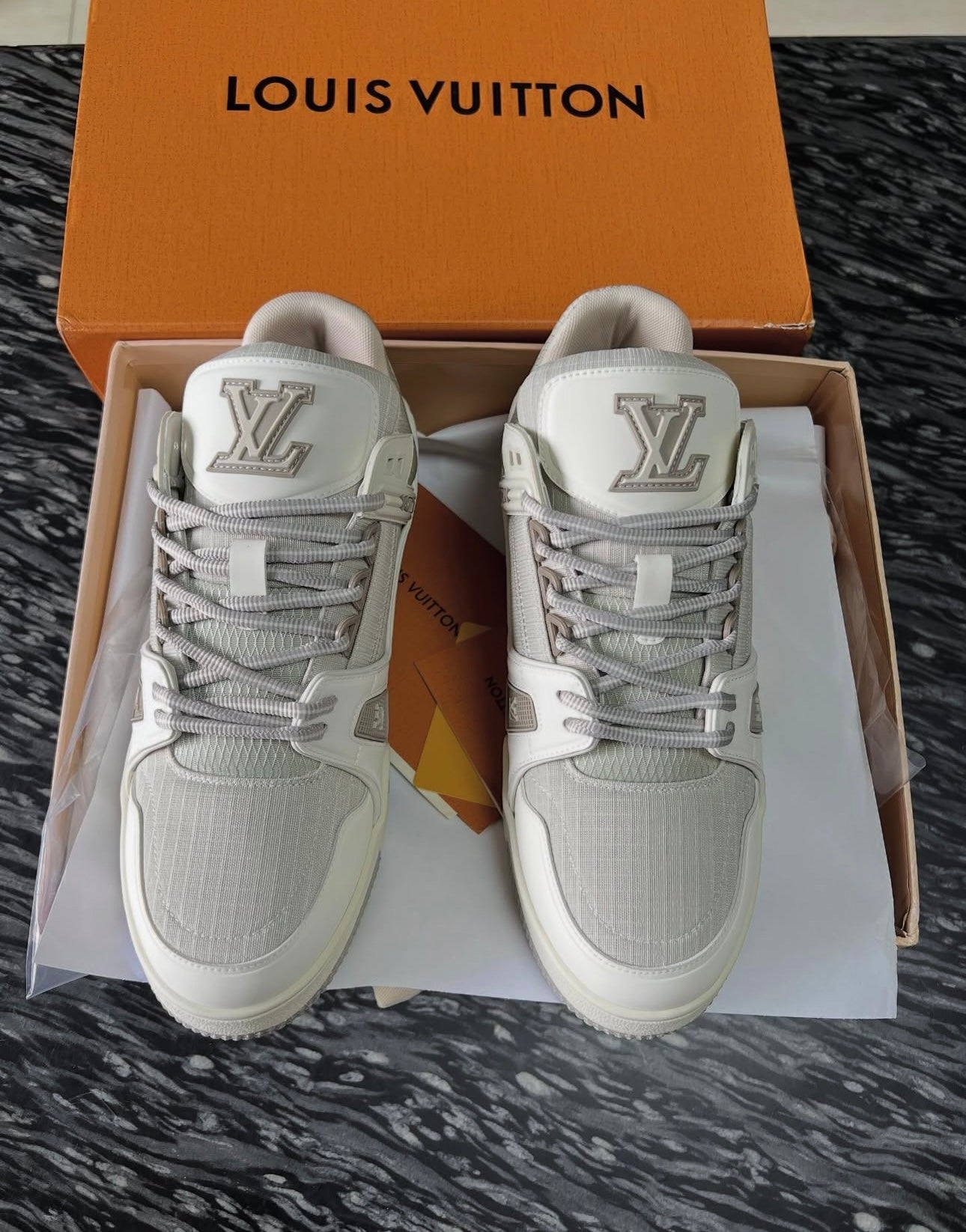 Logo Trainers