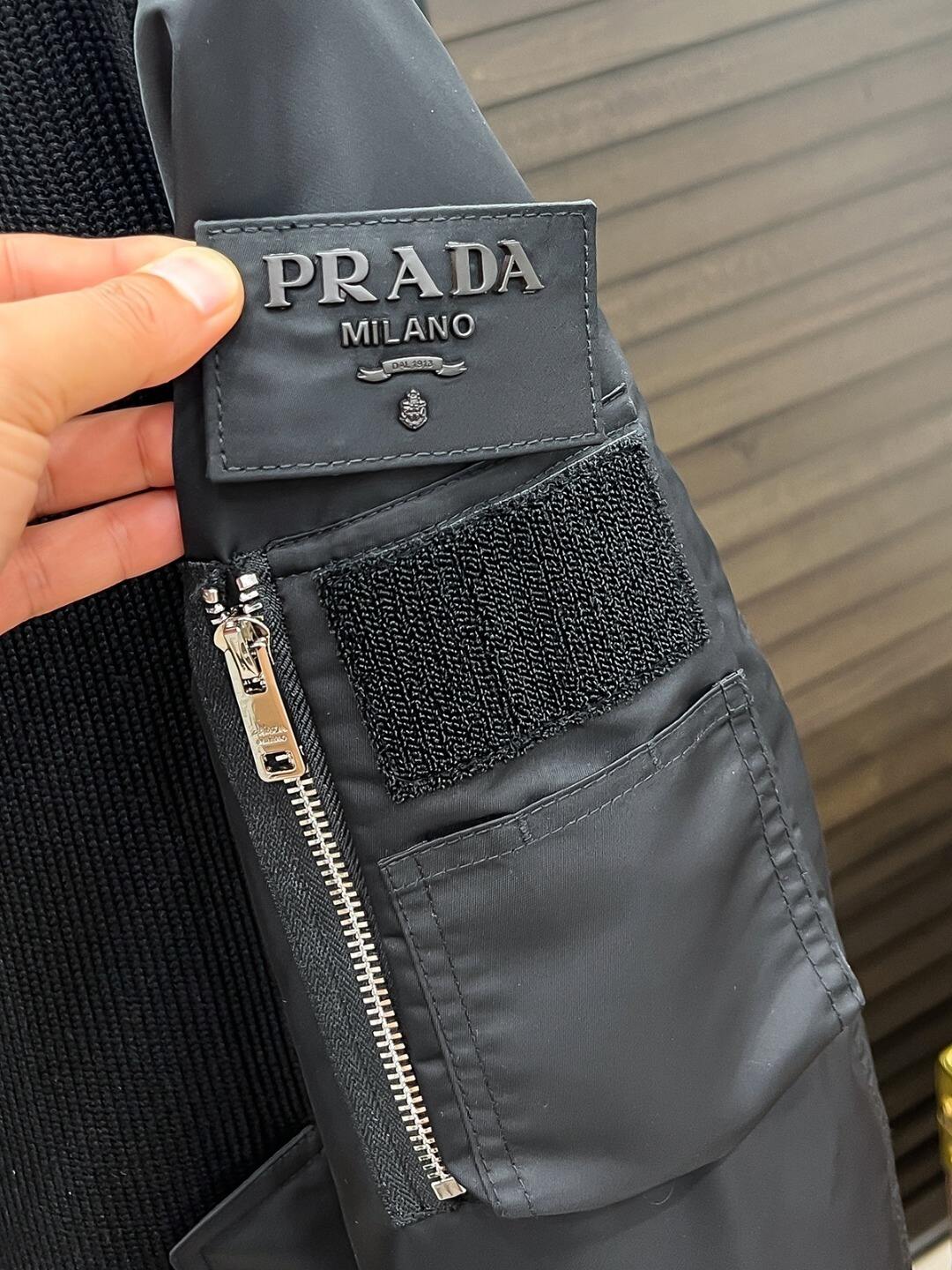 Logo Jacket