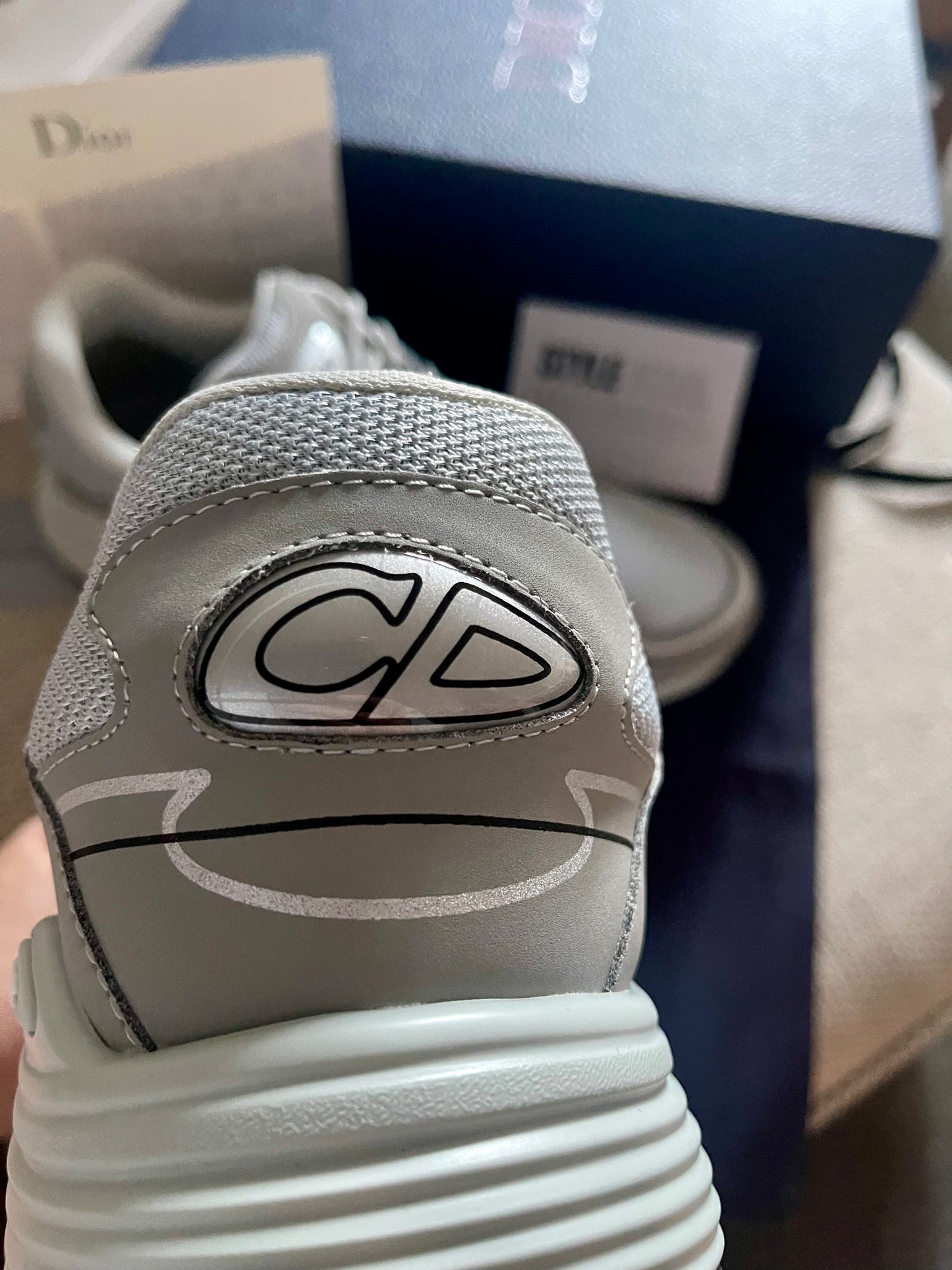 B30 Sneaker