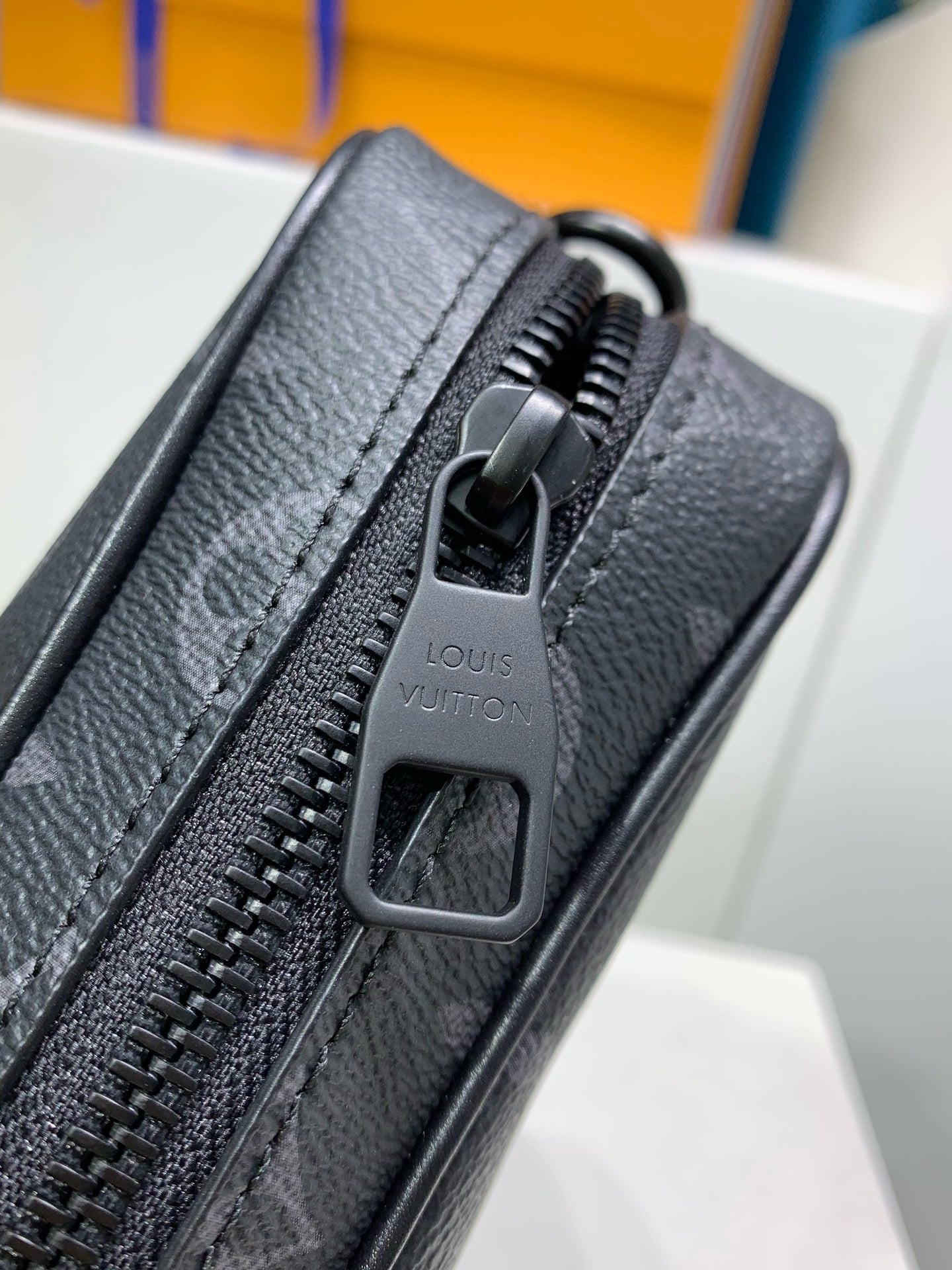 Trocadero Wearable Wallet