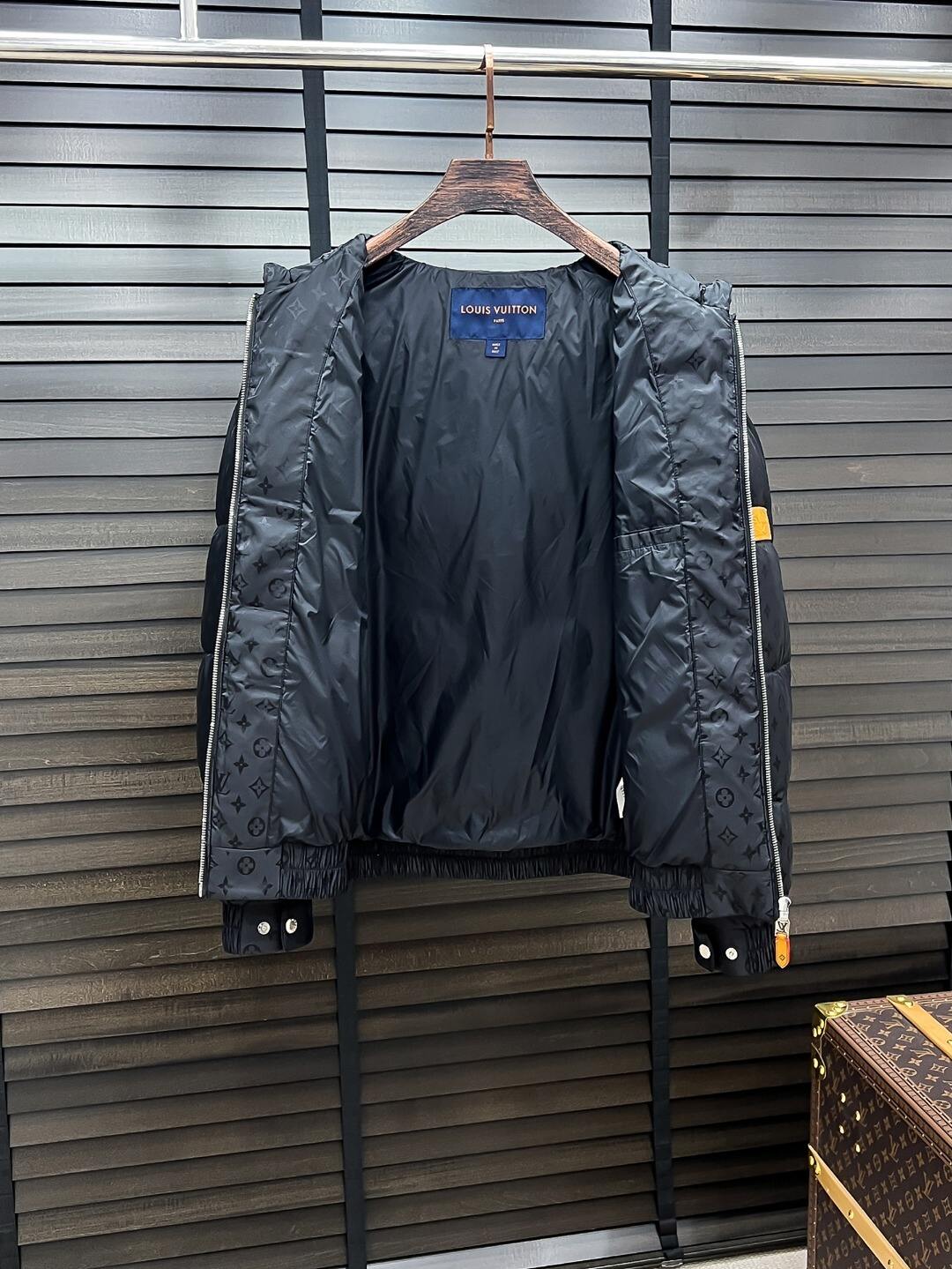 Logo Jacket