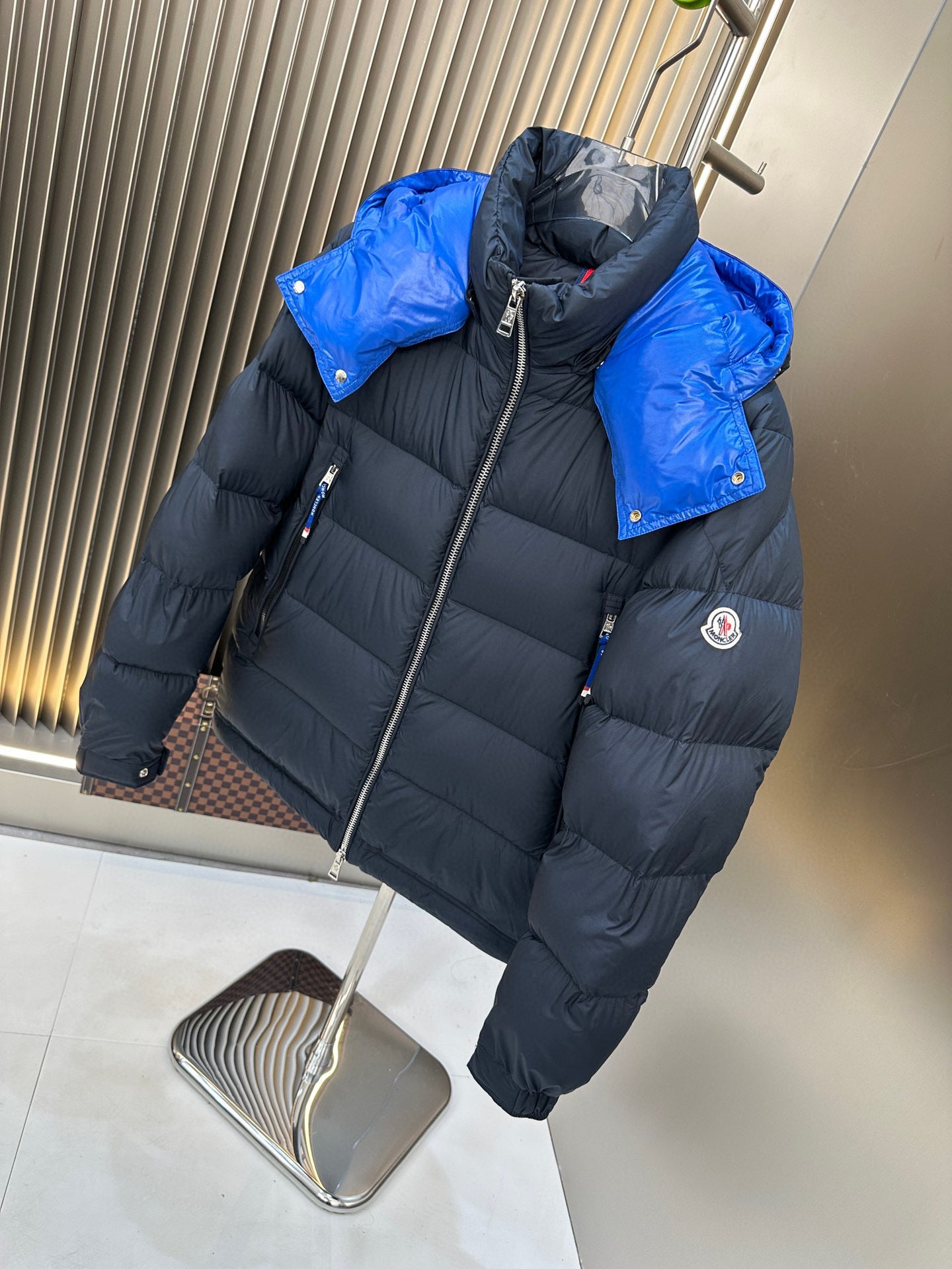 Logo Jacket
