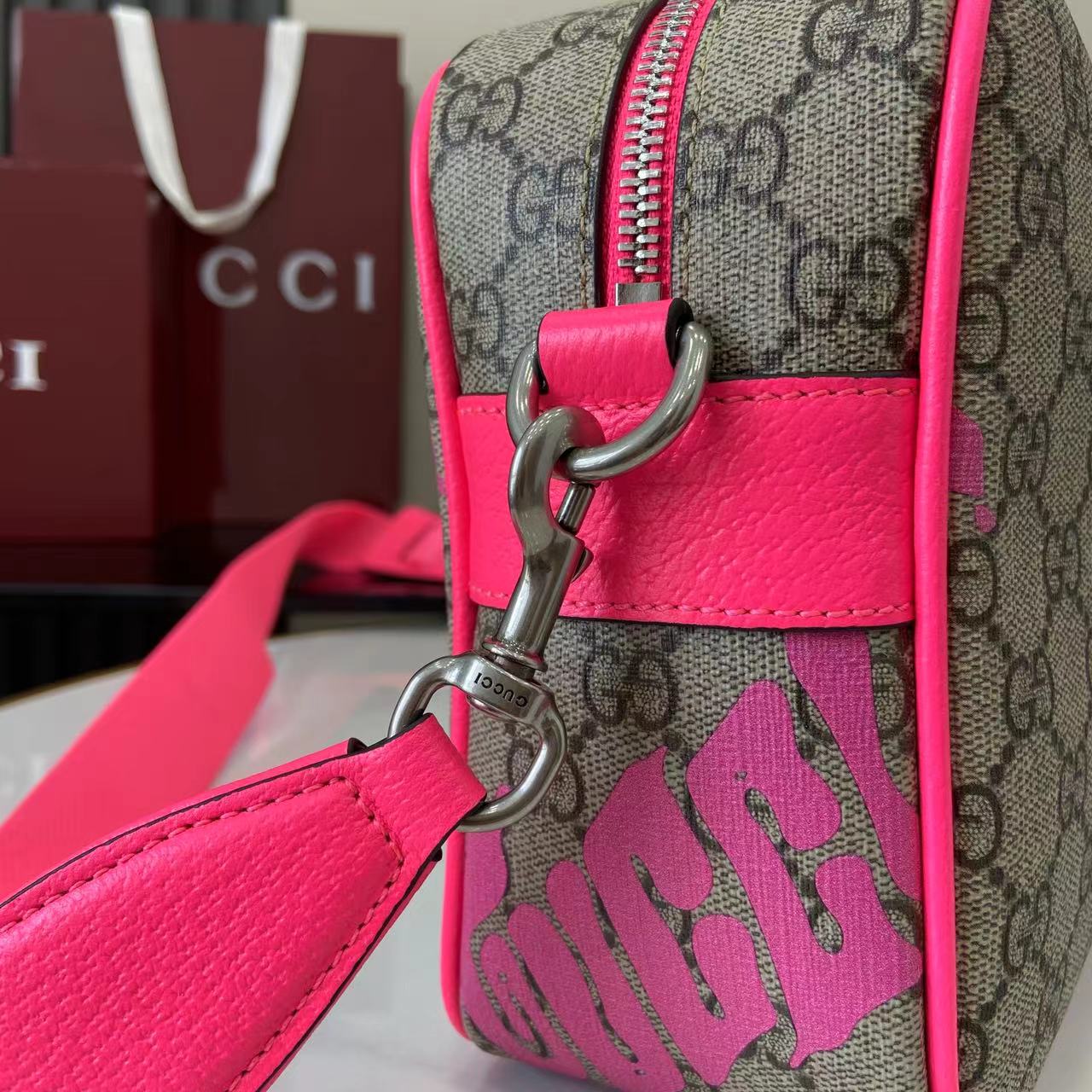 Medium Crossbody