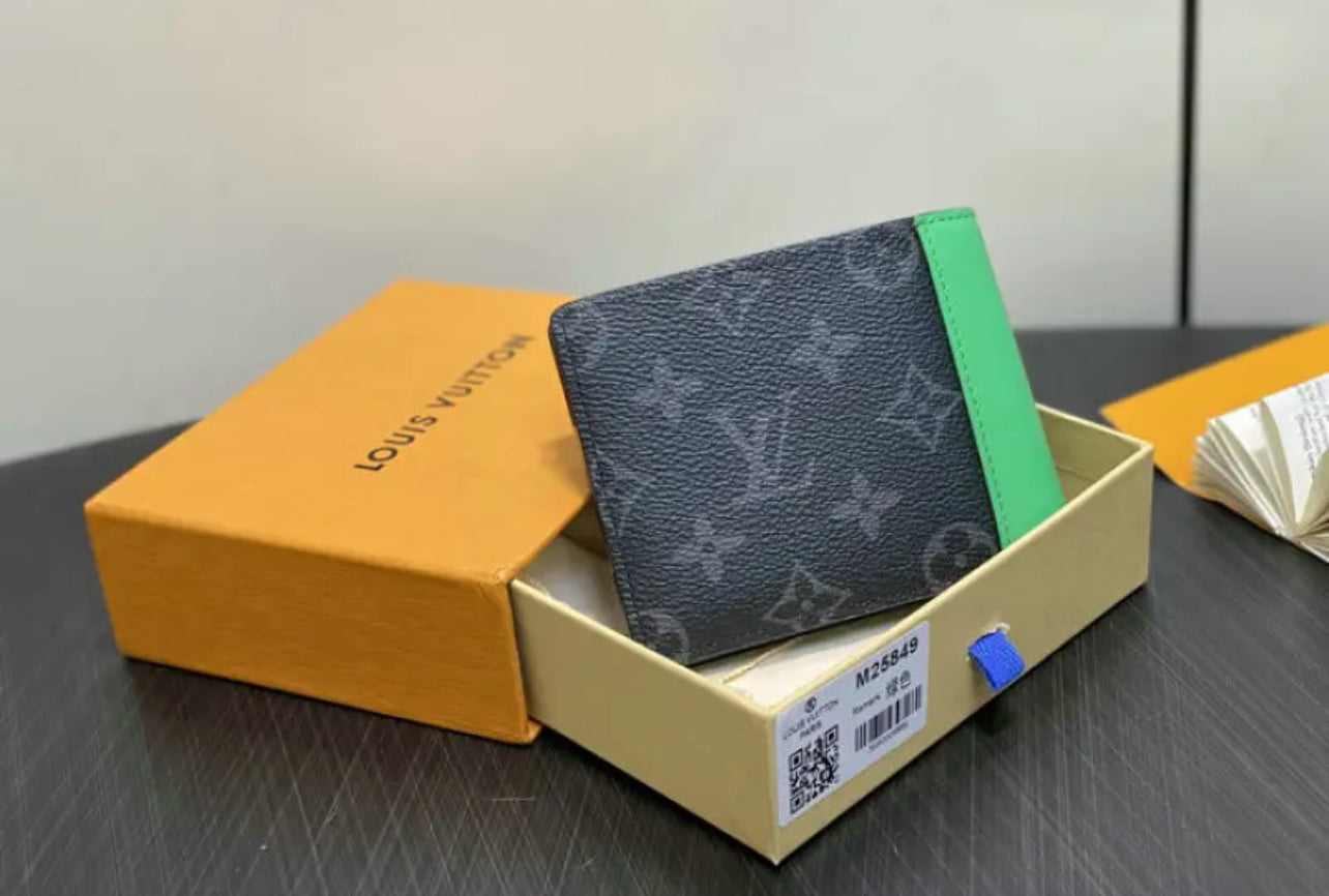 Multiple Wallet