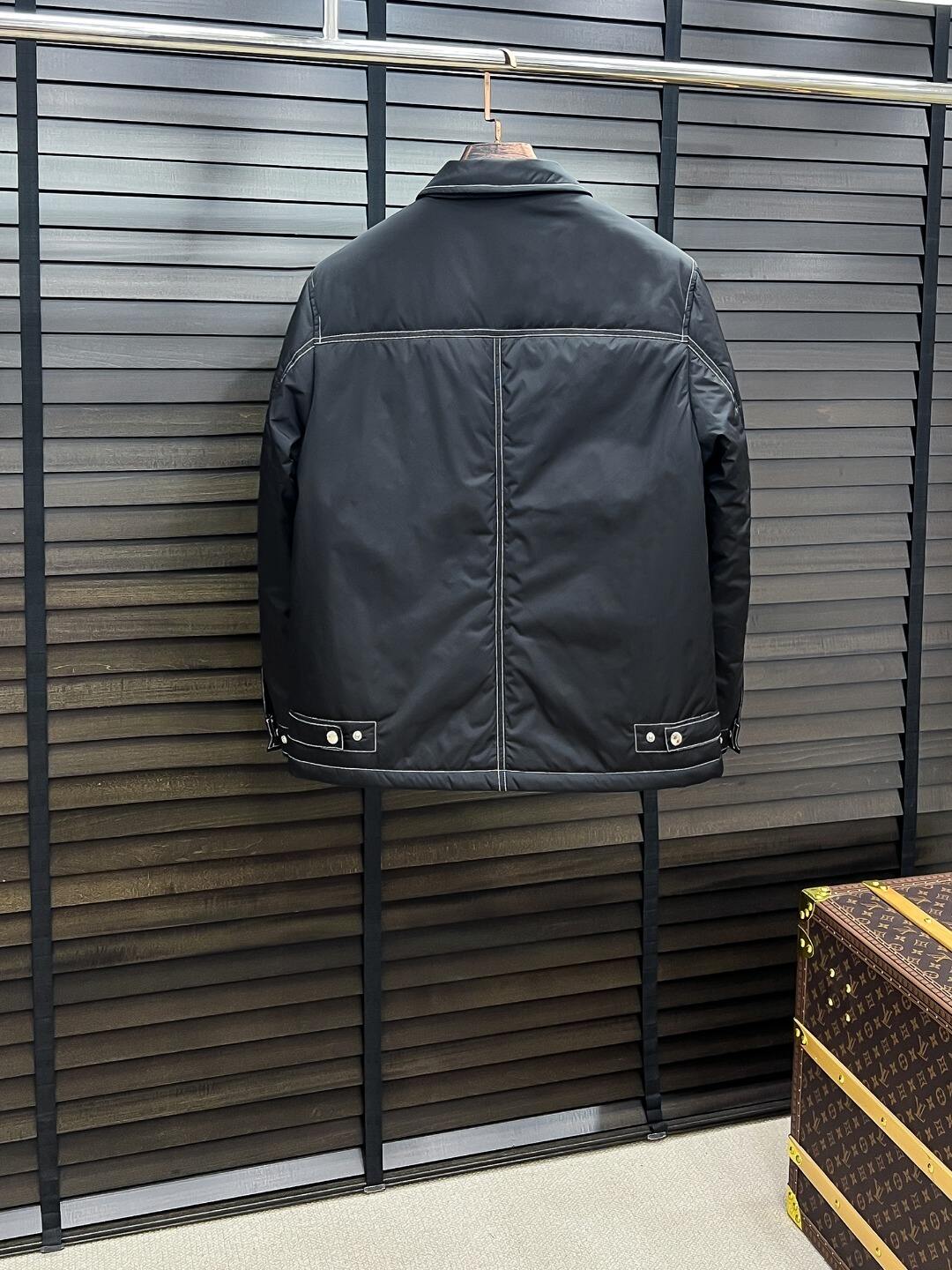 Logo Jacket