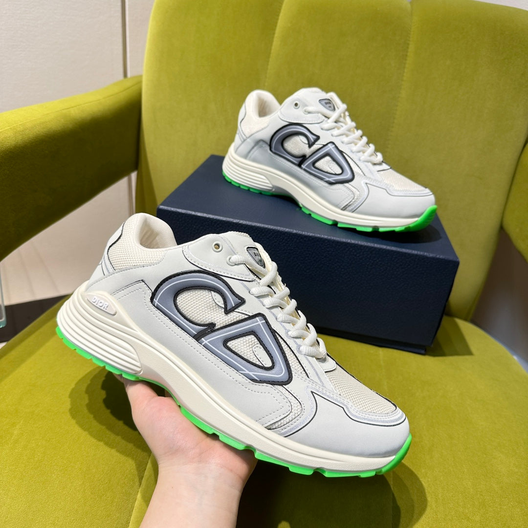 B30 Sneaker