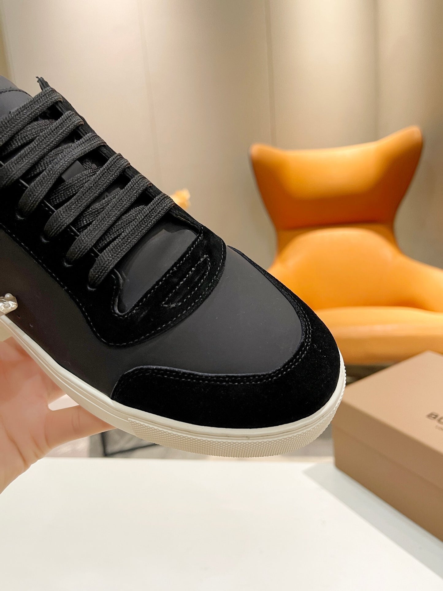 Check Trainers
