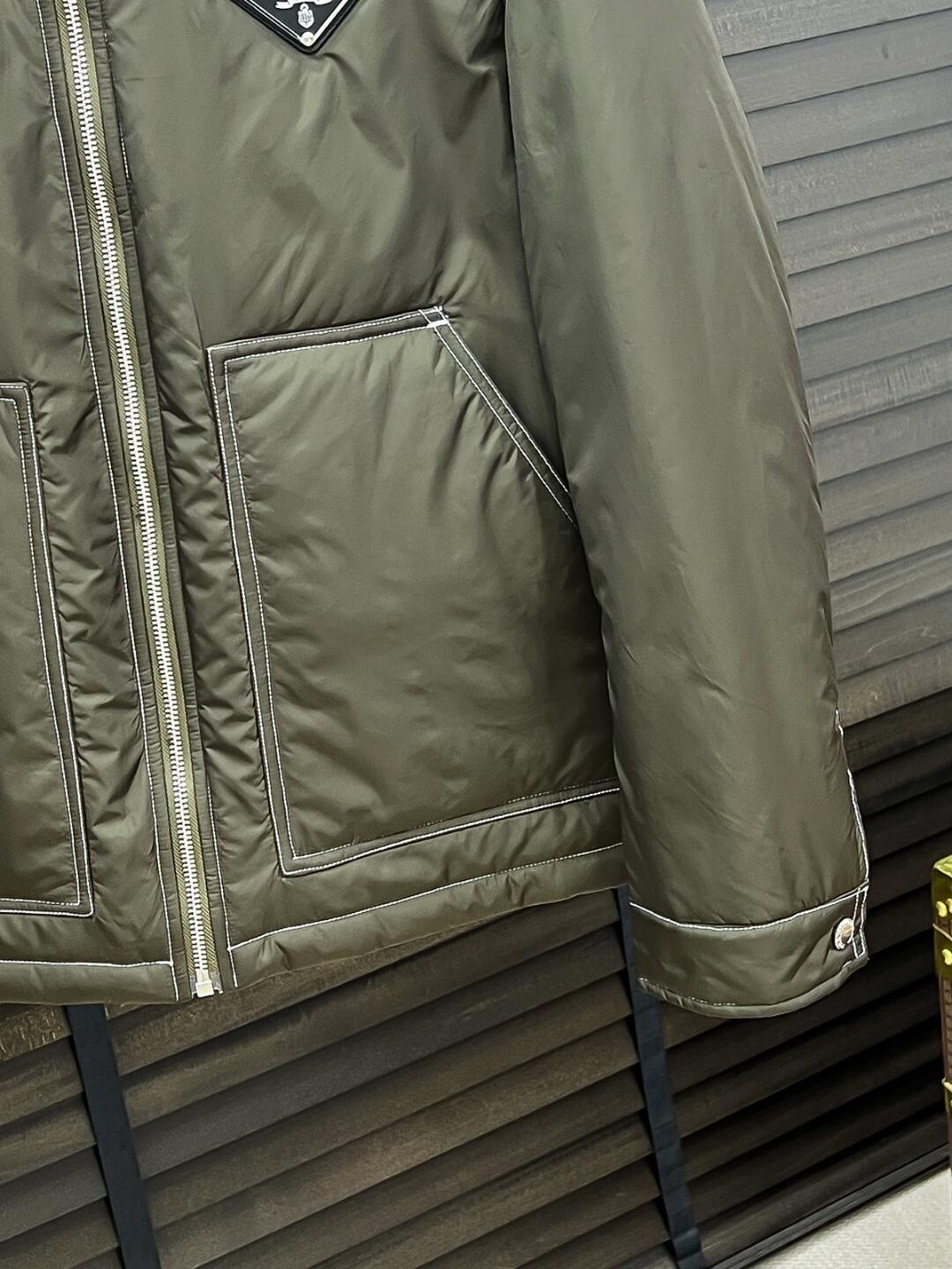 Logo Jacket