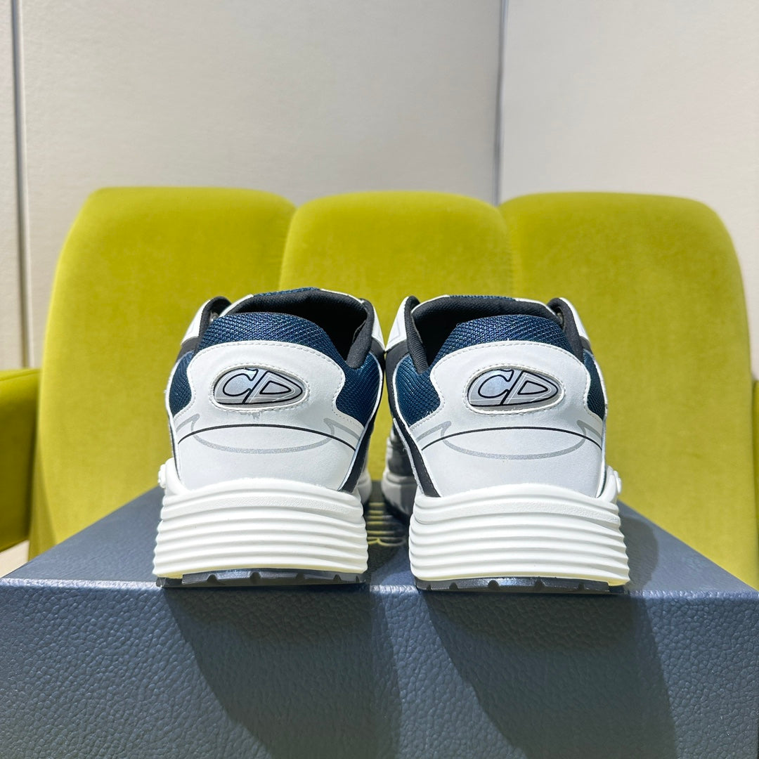 B30 Sneaker