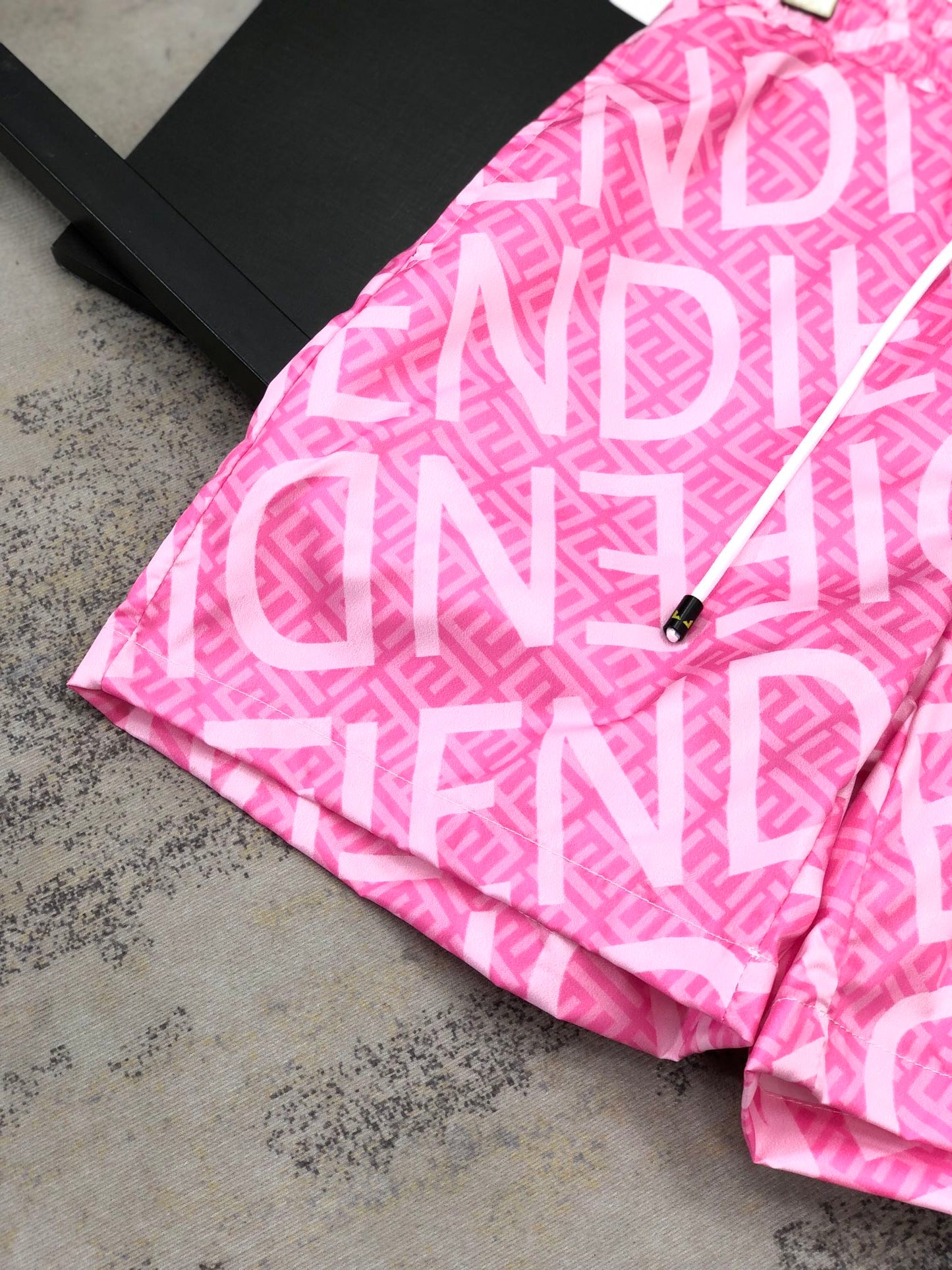 Logo Shorts