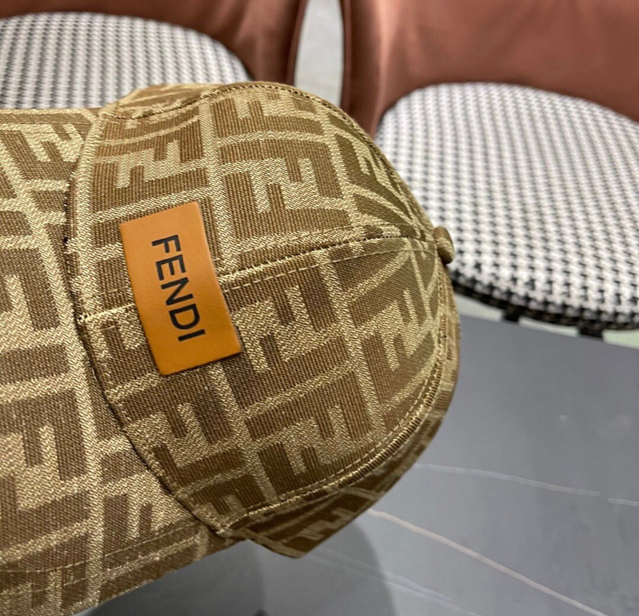Logo Cap