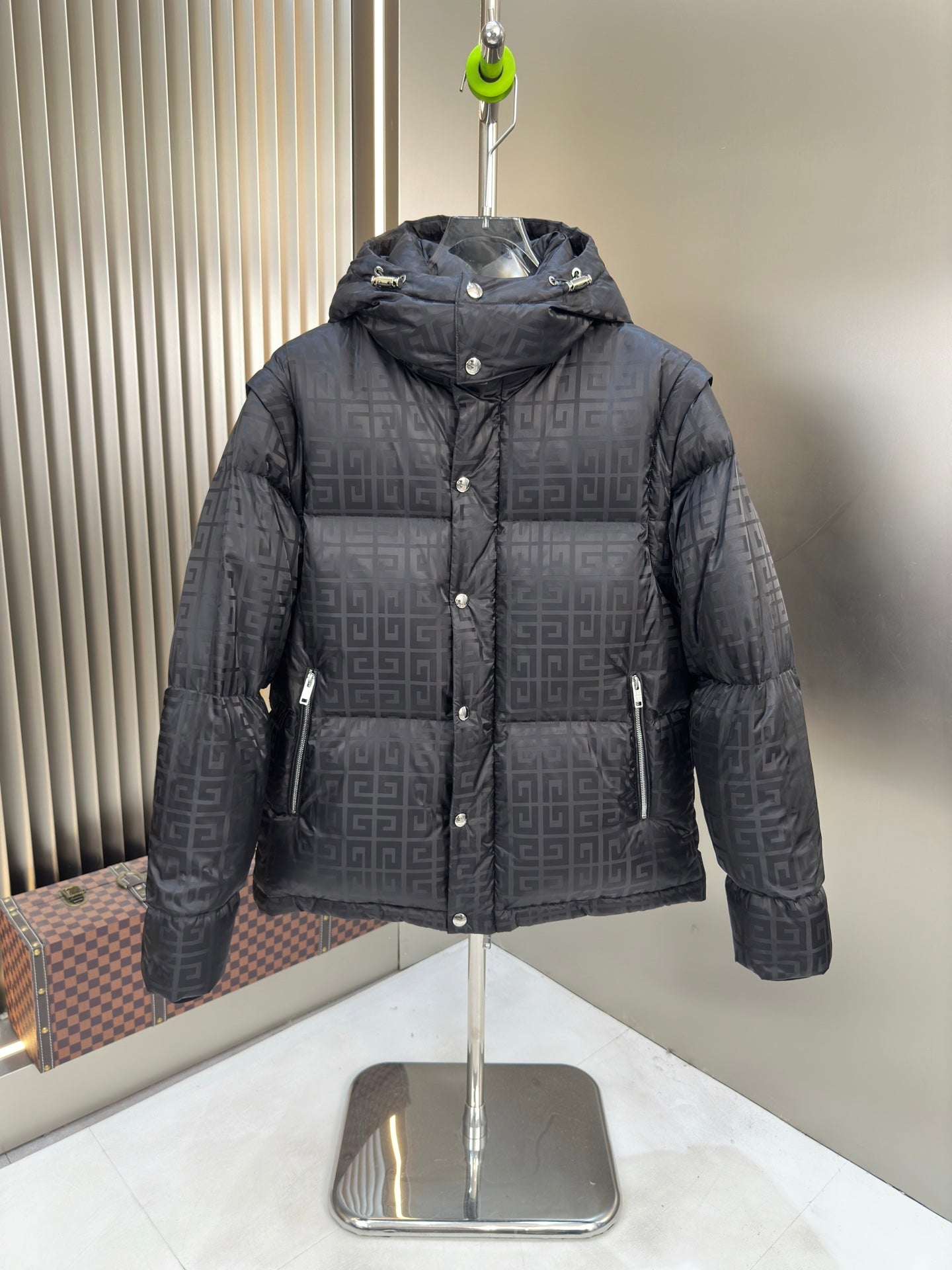 Logo Jacket