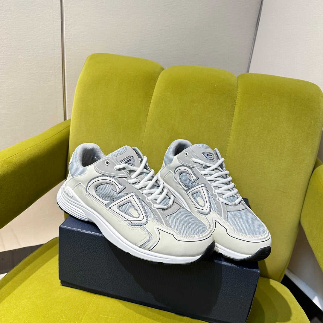 B30 Sneaker