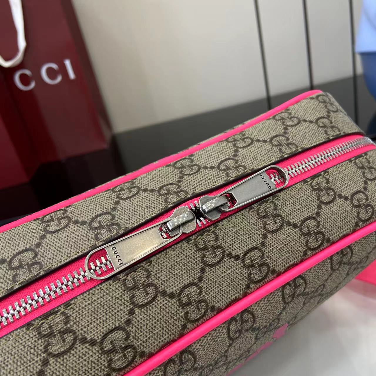 Medium Crossbody