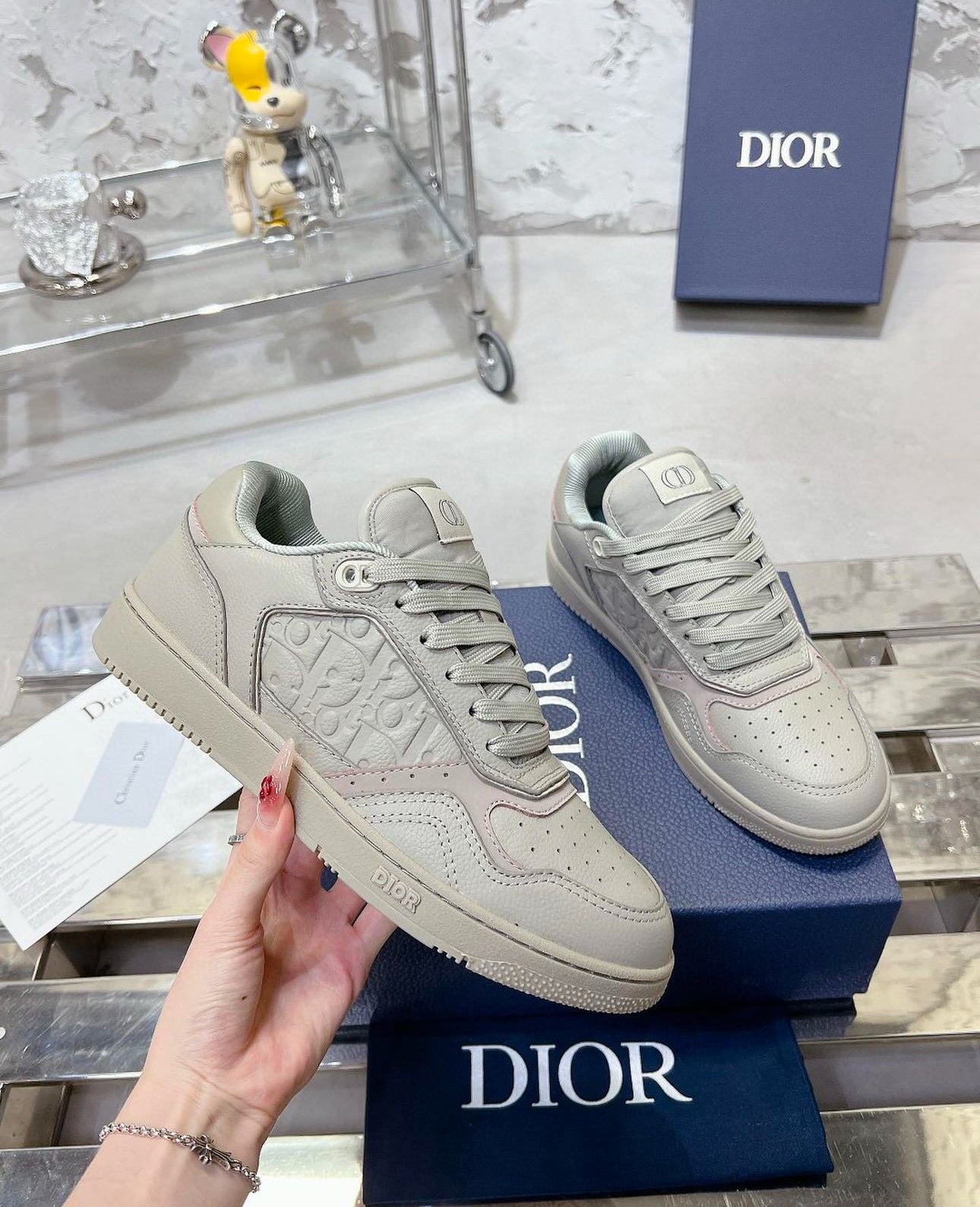 B27 Sneaker