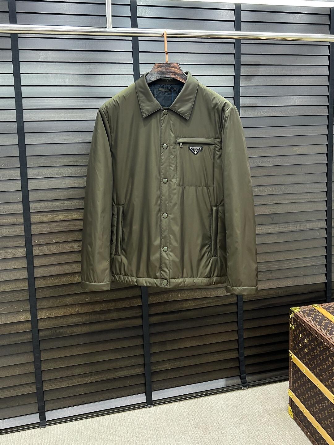 Logo Jacket