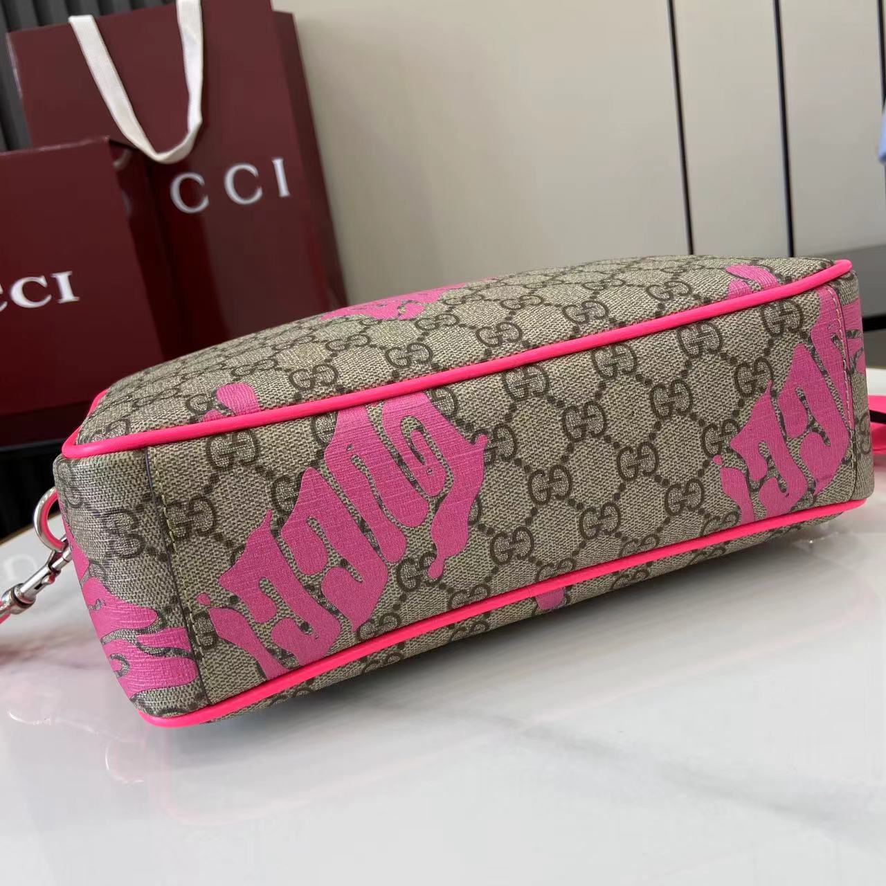 Medium Crossbody