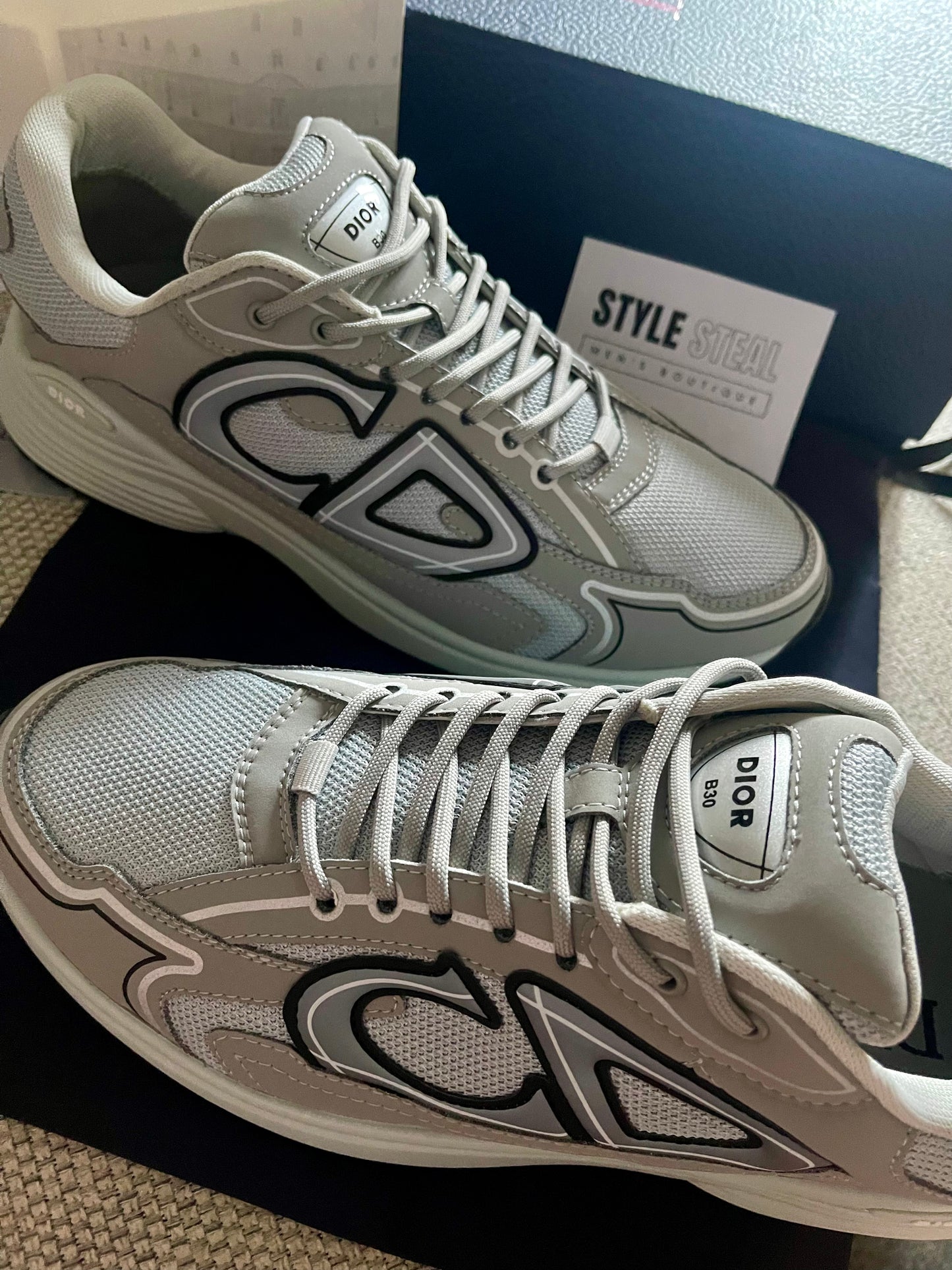 B30 Sneaker