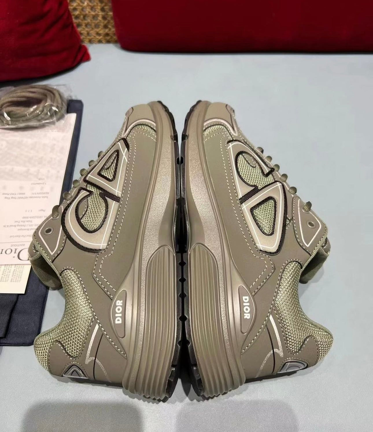B30 Sneaker