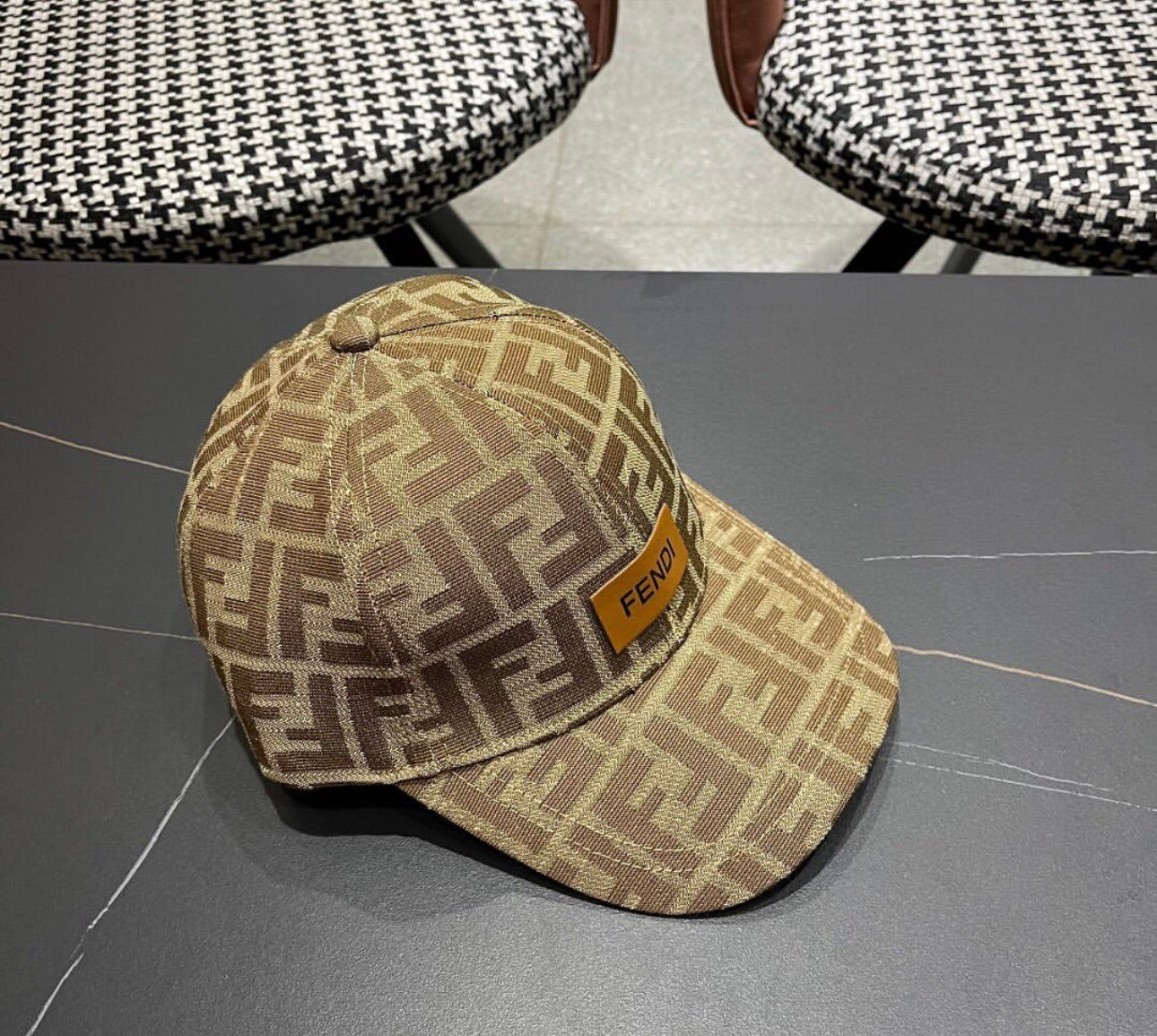 Logo Cap
