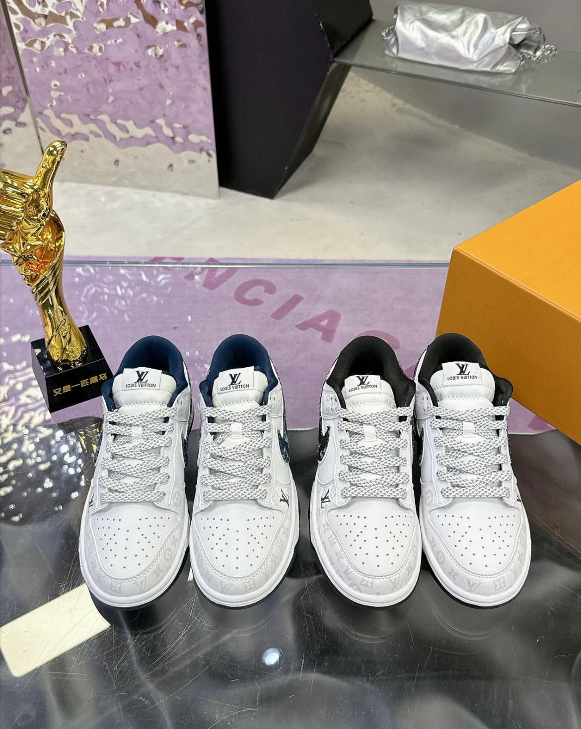 Logo Trainers