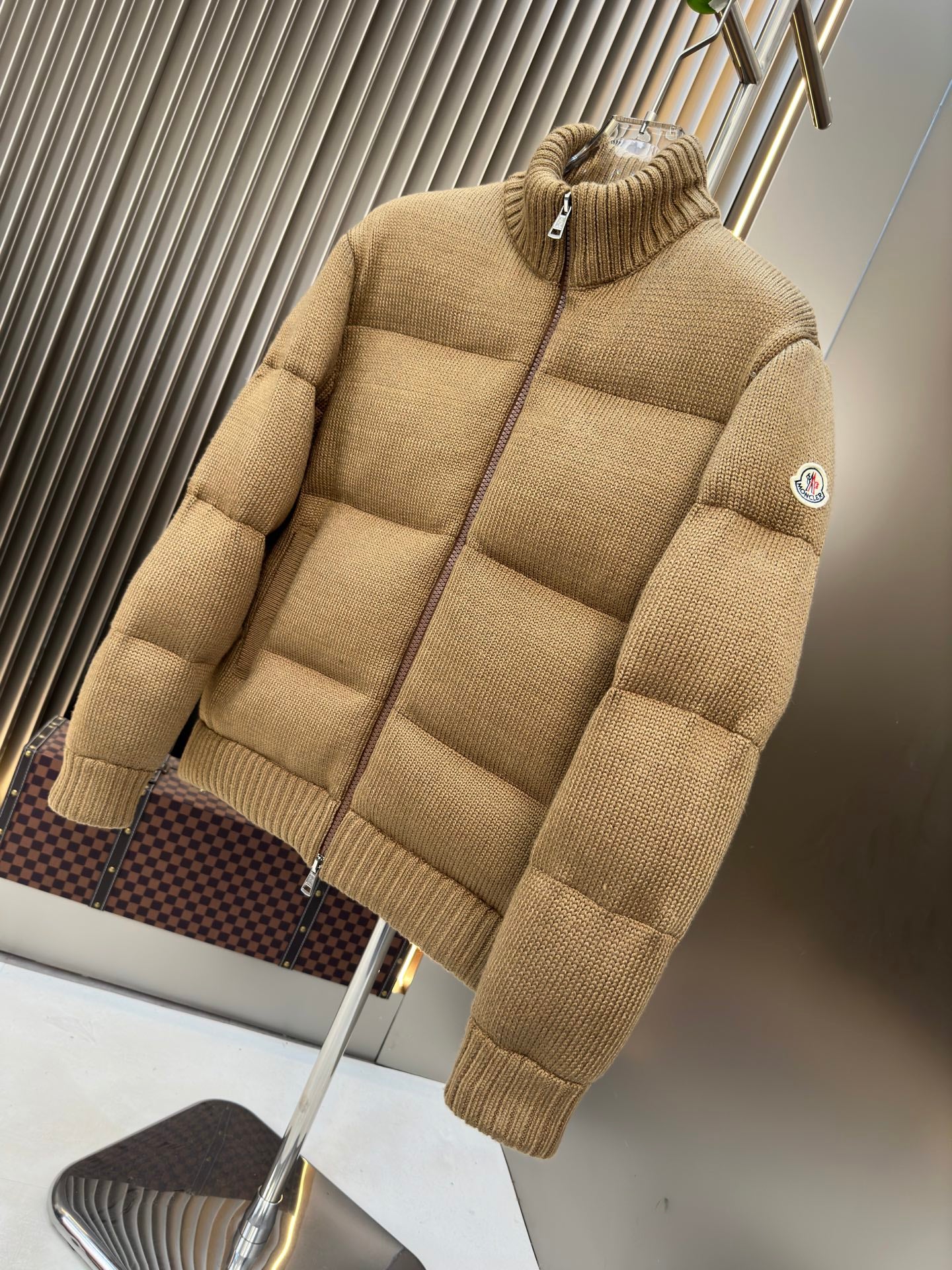 Besbre Jacket
