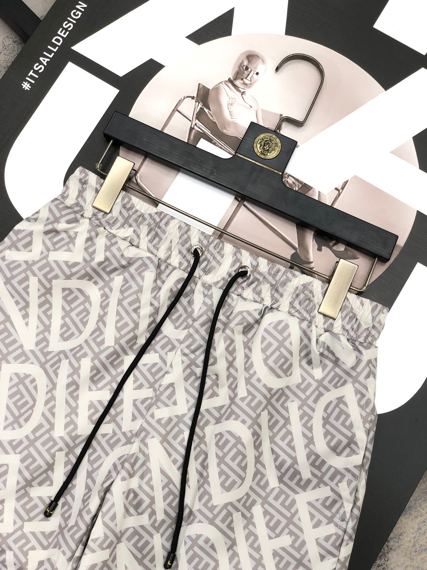 Logo Shorts