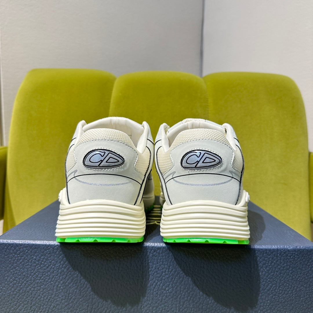 B30 Sneaker